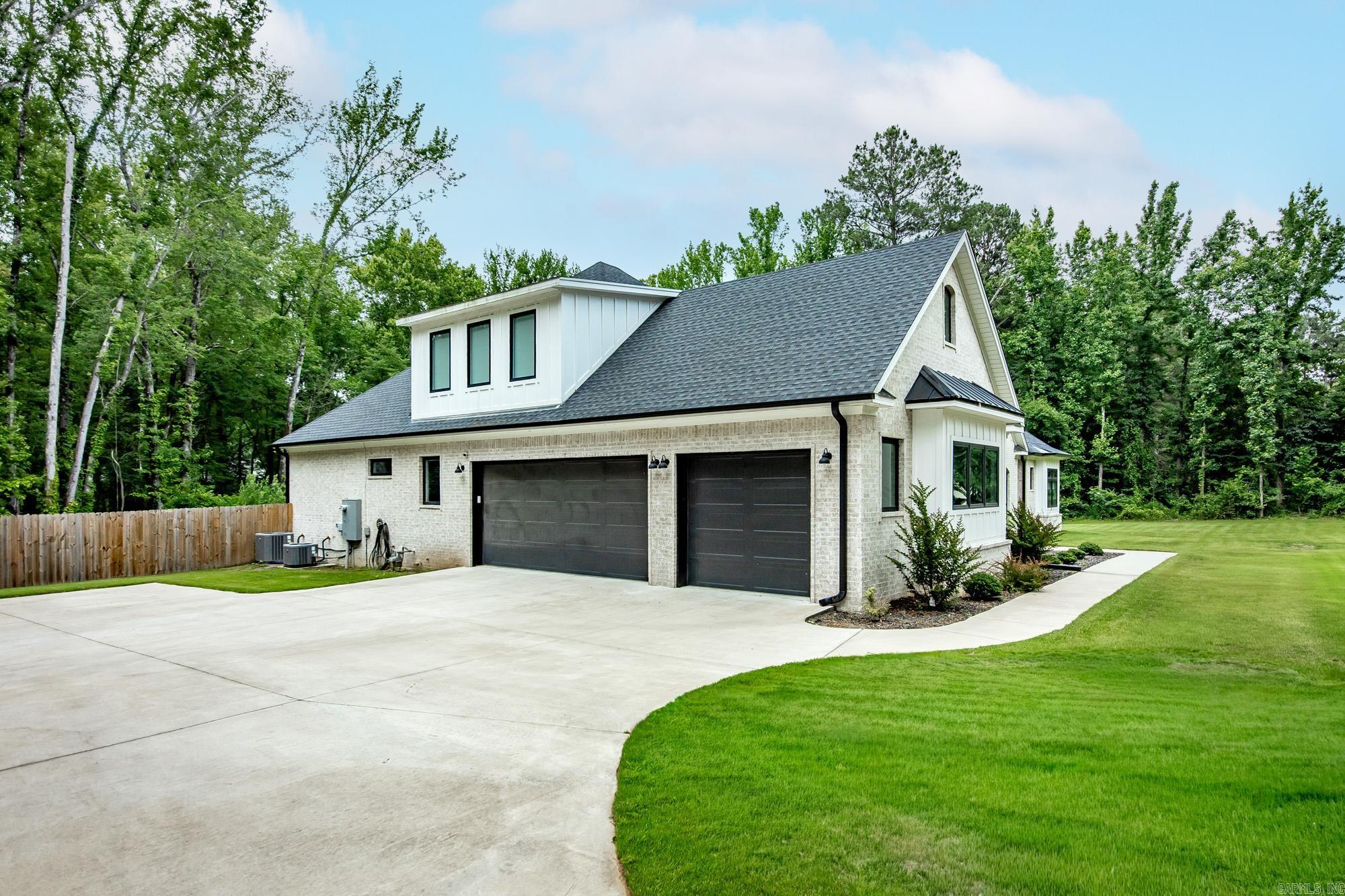 29 Woody  Cabot, AR