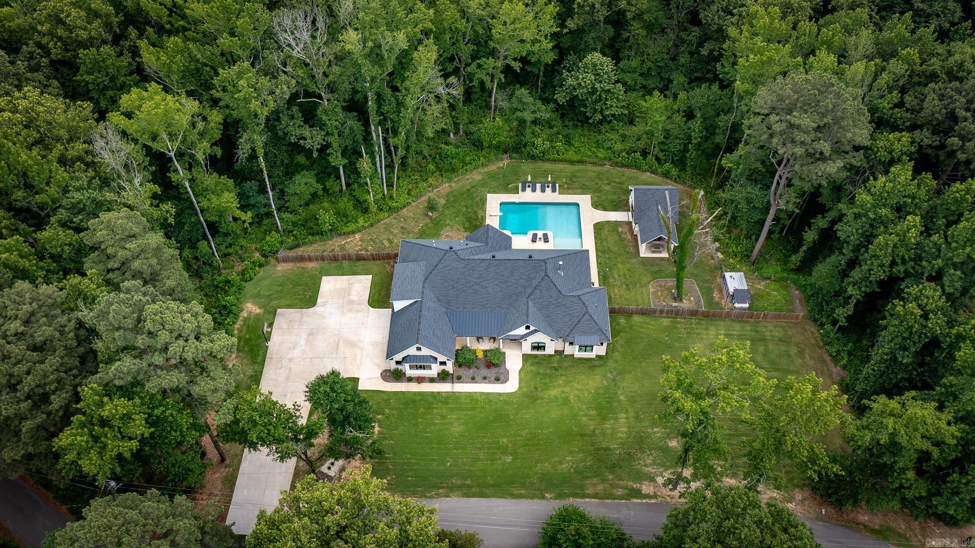 29 Woody  Cabot, AR