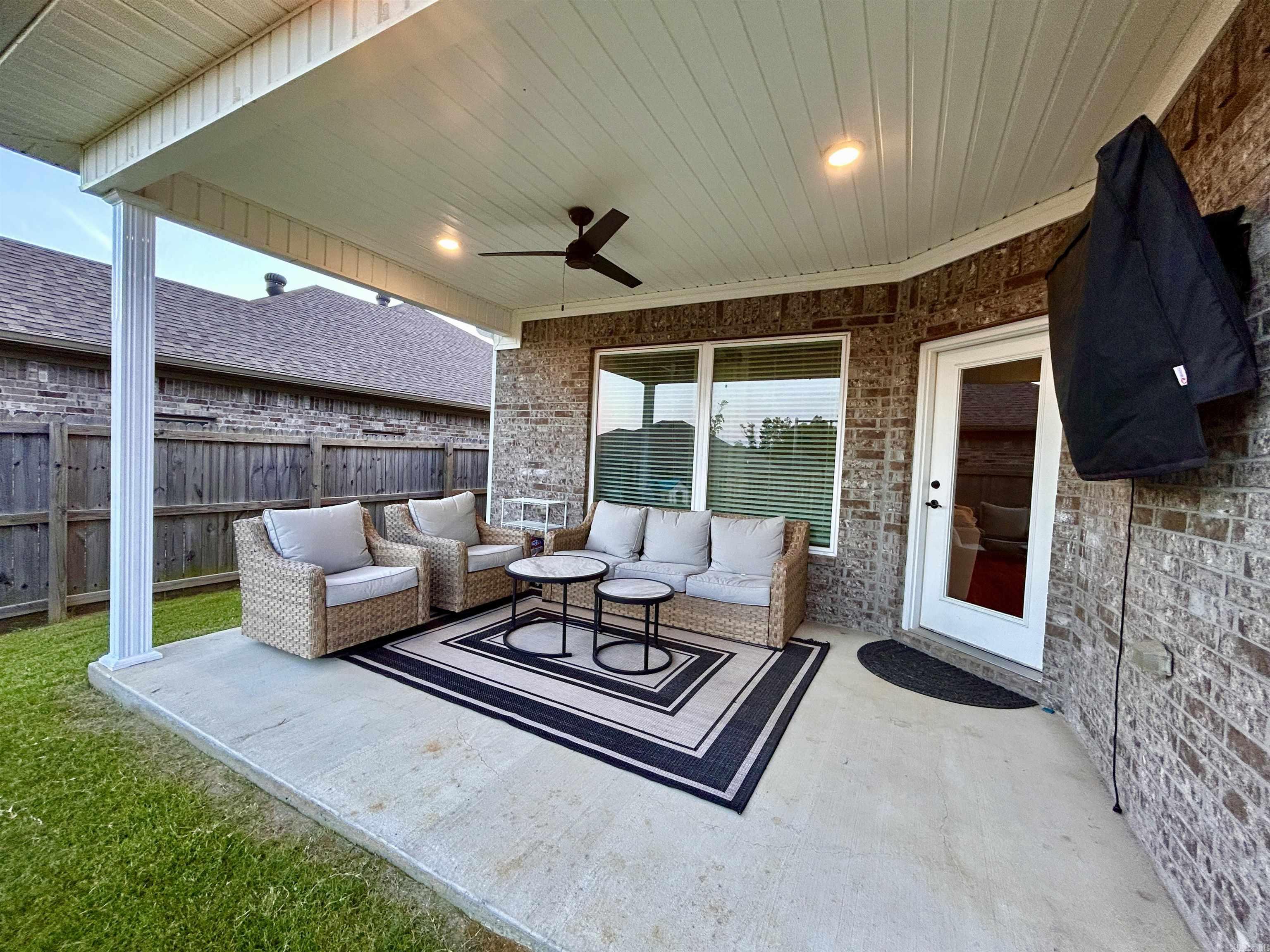 2818 WHISKER WAY  Benton, AR