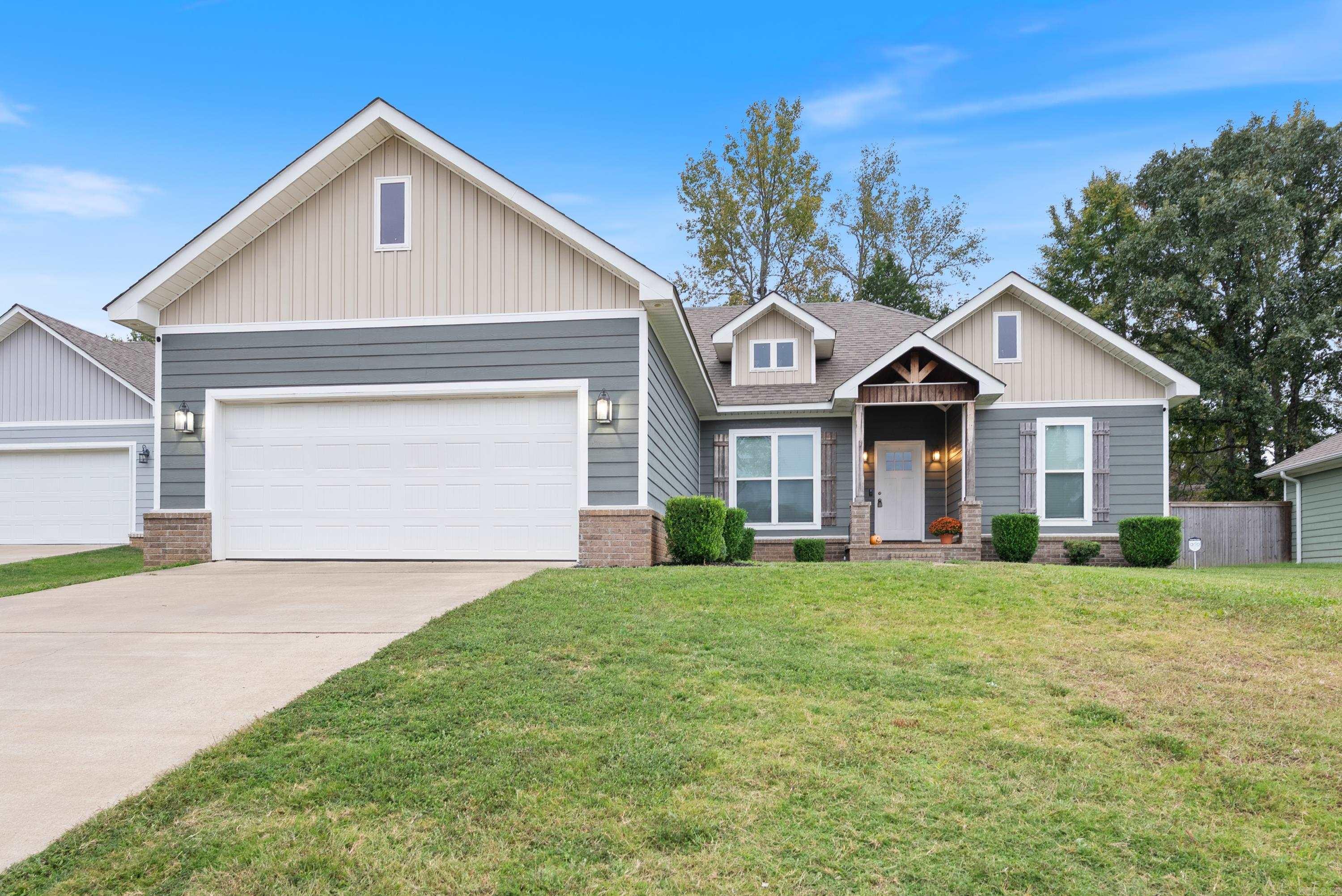 26 Canten  Greenbrier, AR