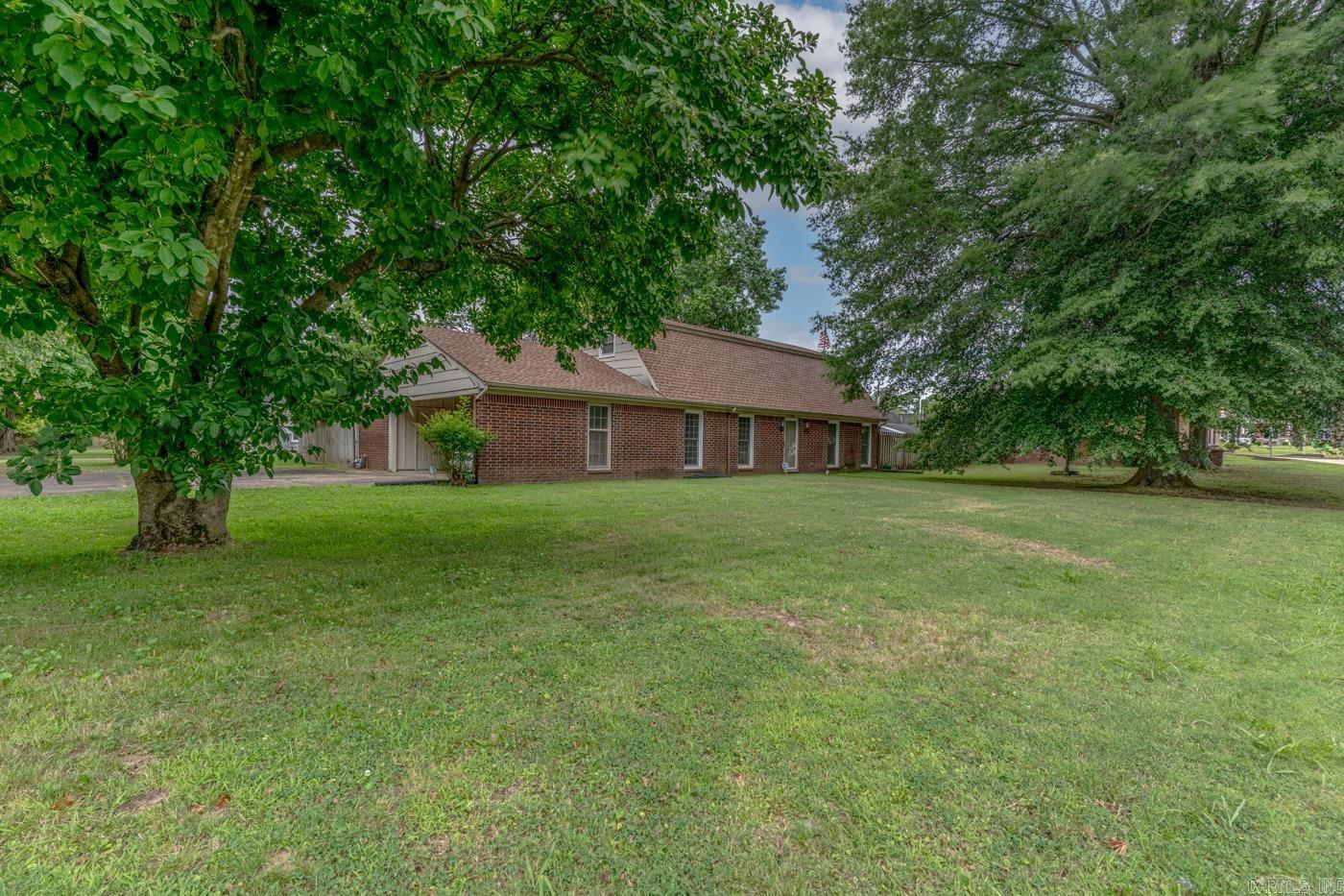 601 W Stroud St  Jonesboro, AR