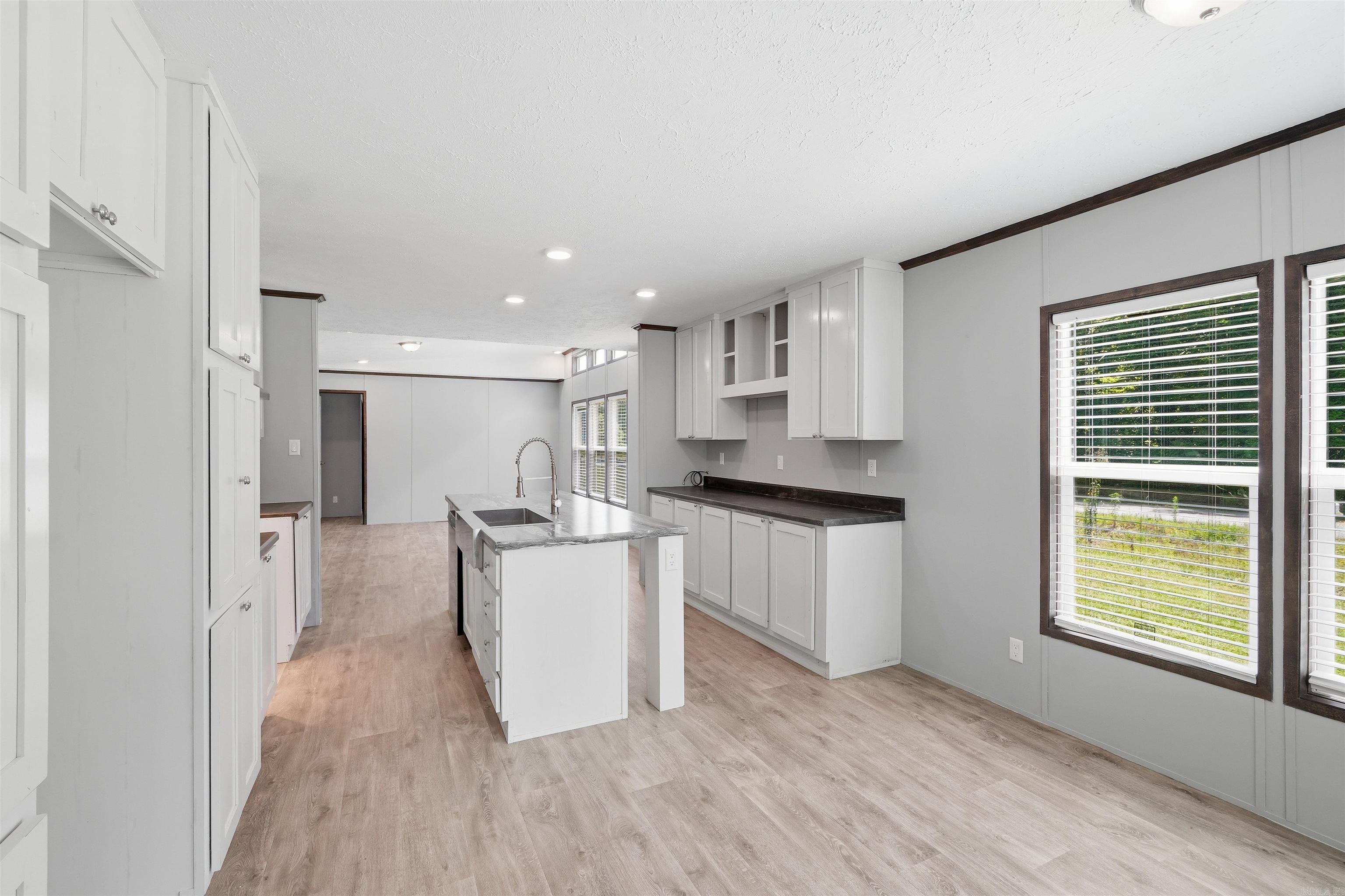 7612 Old Warren  Pine Bluff, AR