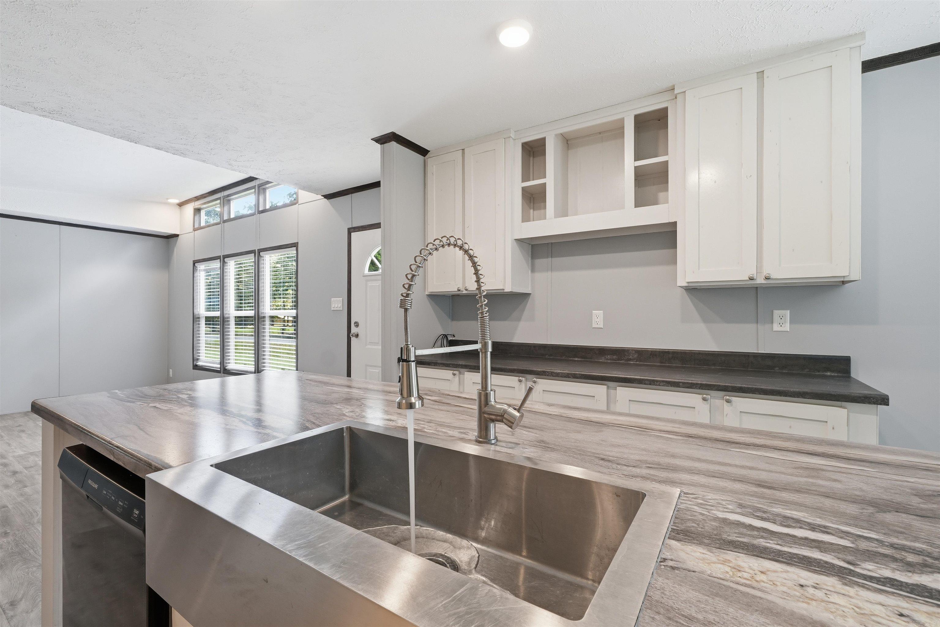 7612 Old Warren  Pine Bluff, AR