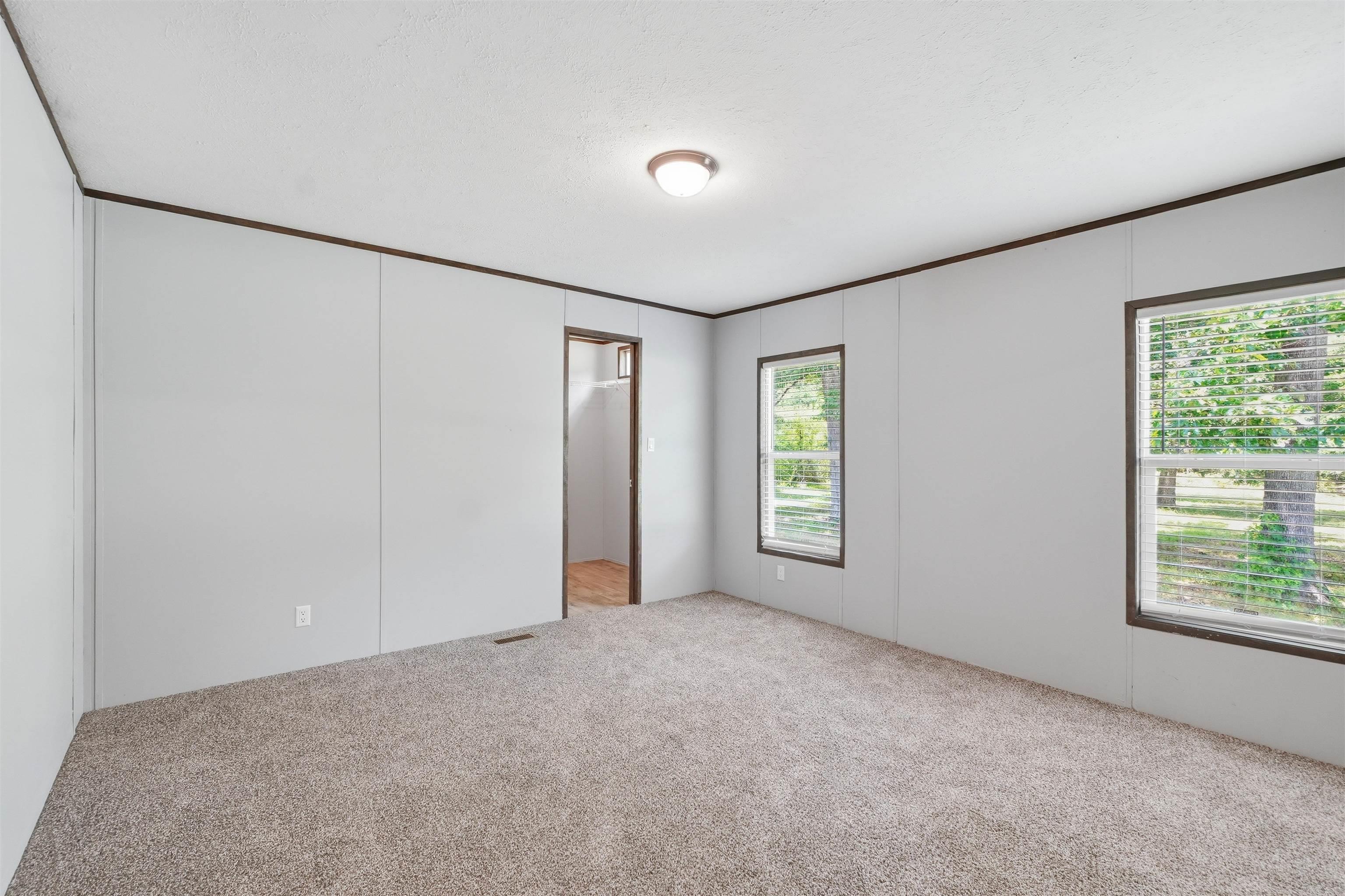 7612 Old Warren  Pine Bluff, AR