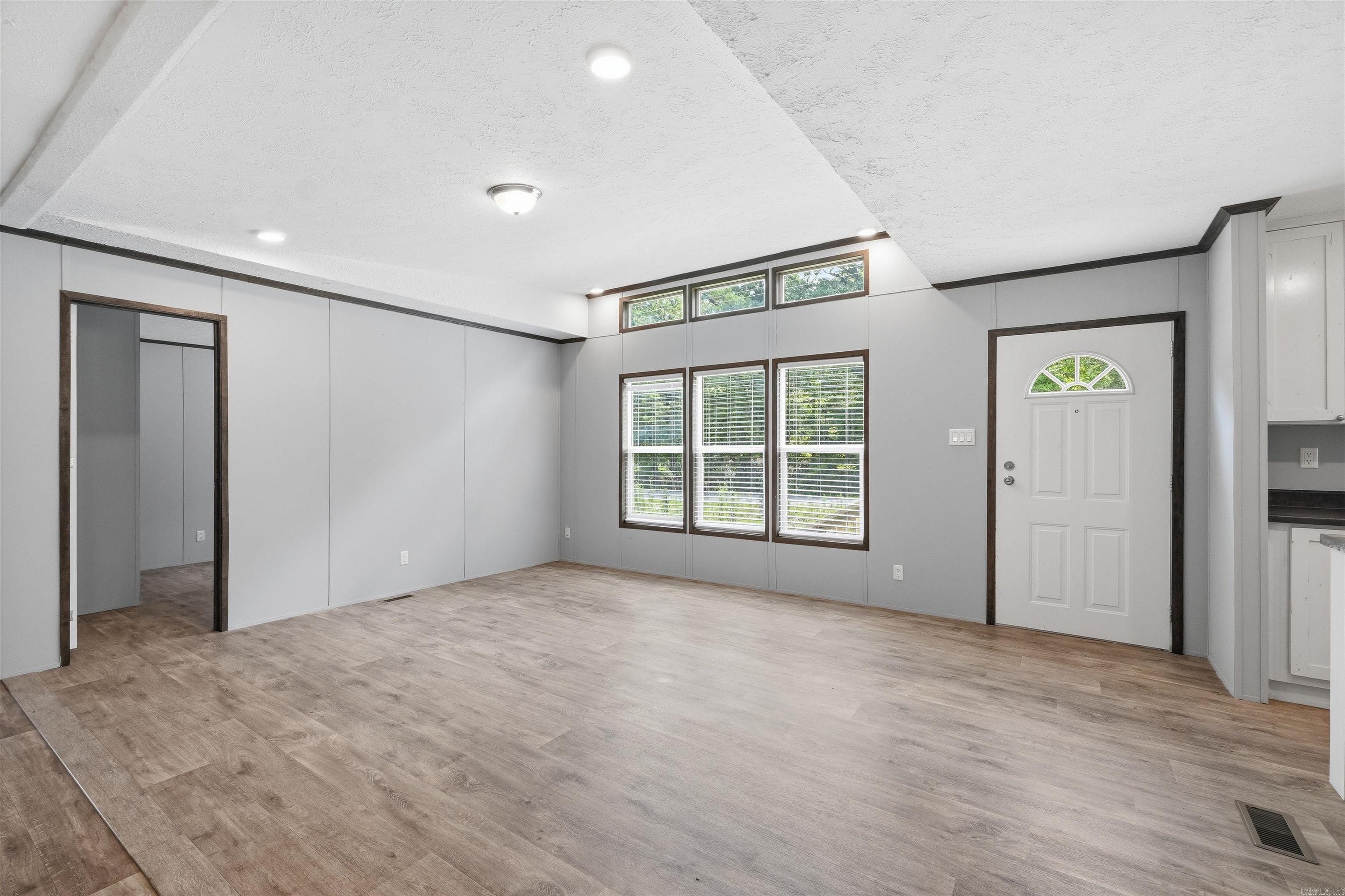 7612 Old Warren  Pine Bluff, AR