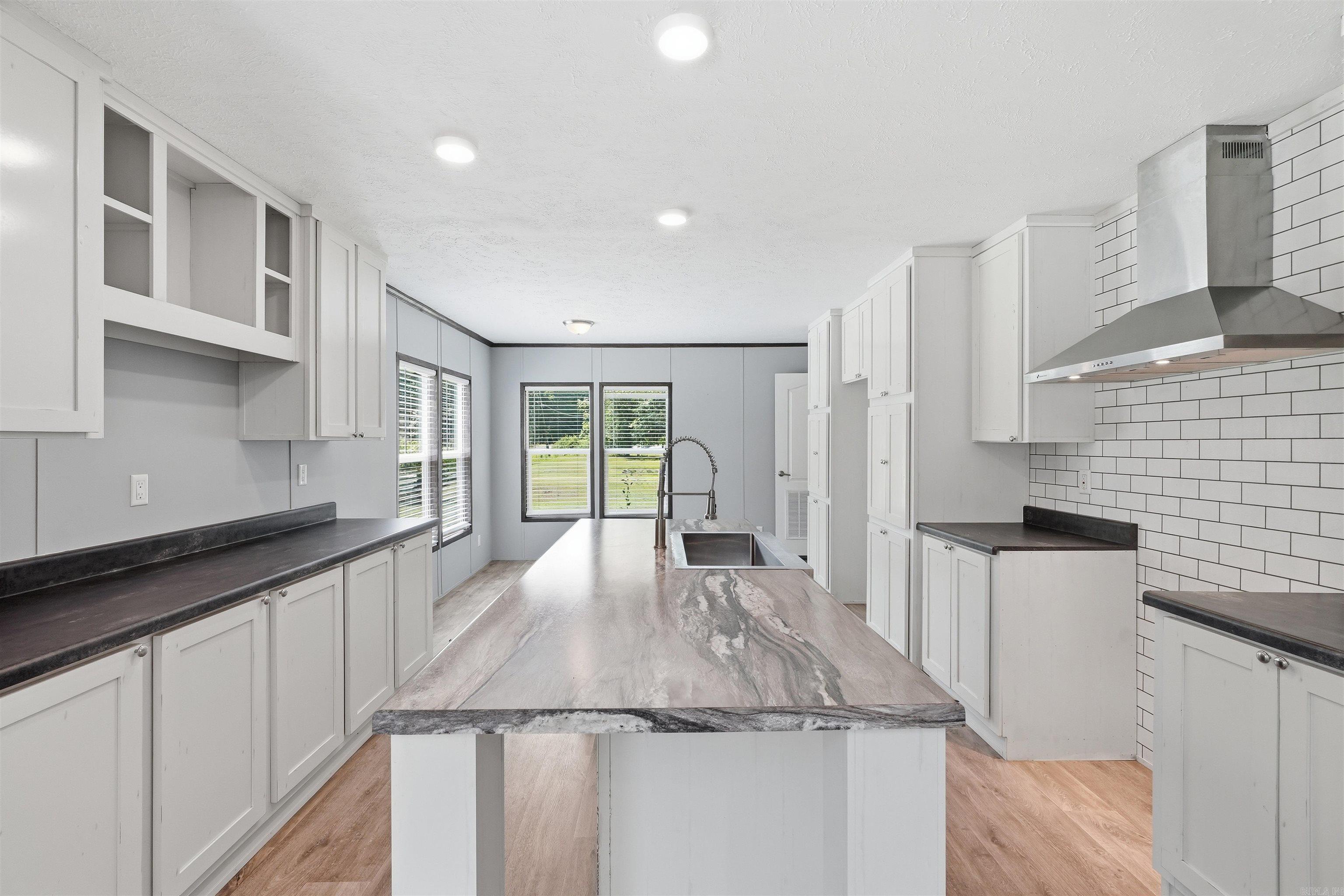 7612 Old Warren  Pine Bluff, AR
