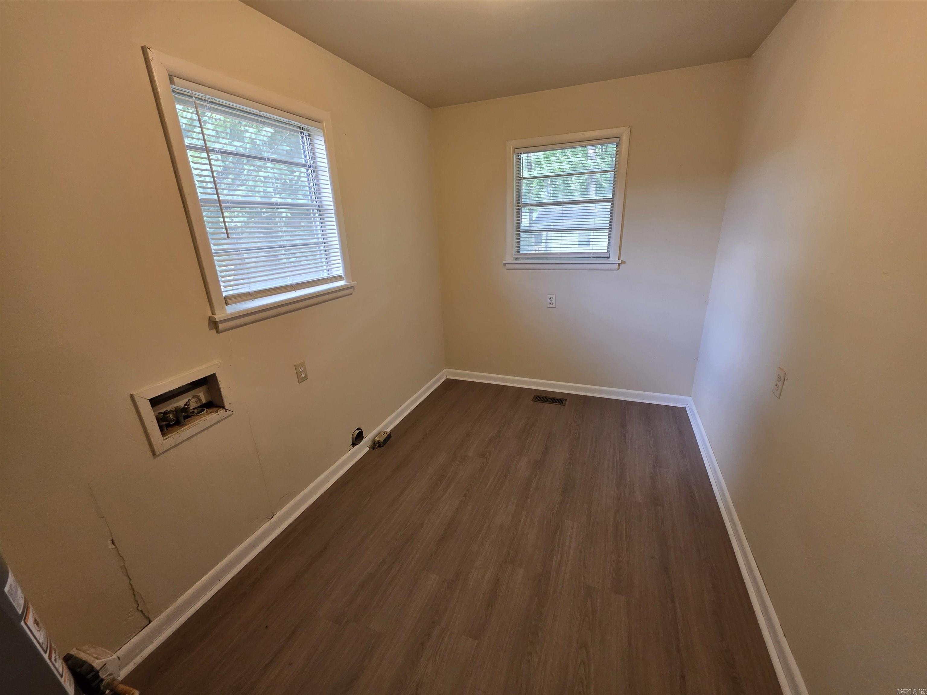 7524 Shady Grove  Little Rock, AR