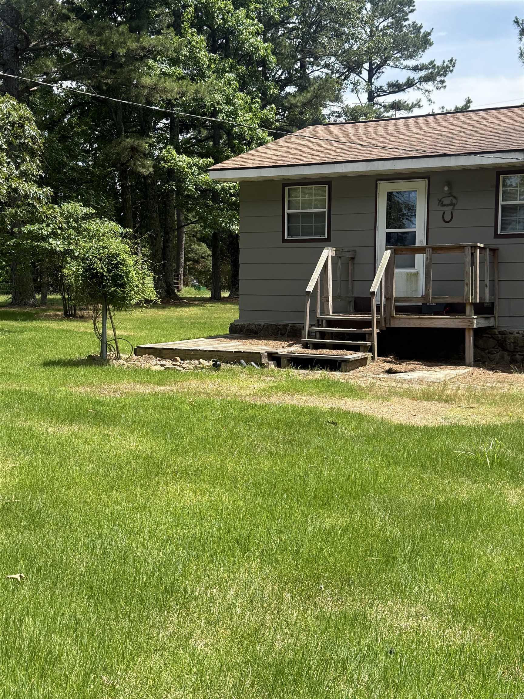 245 Berry  Concord, AR