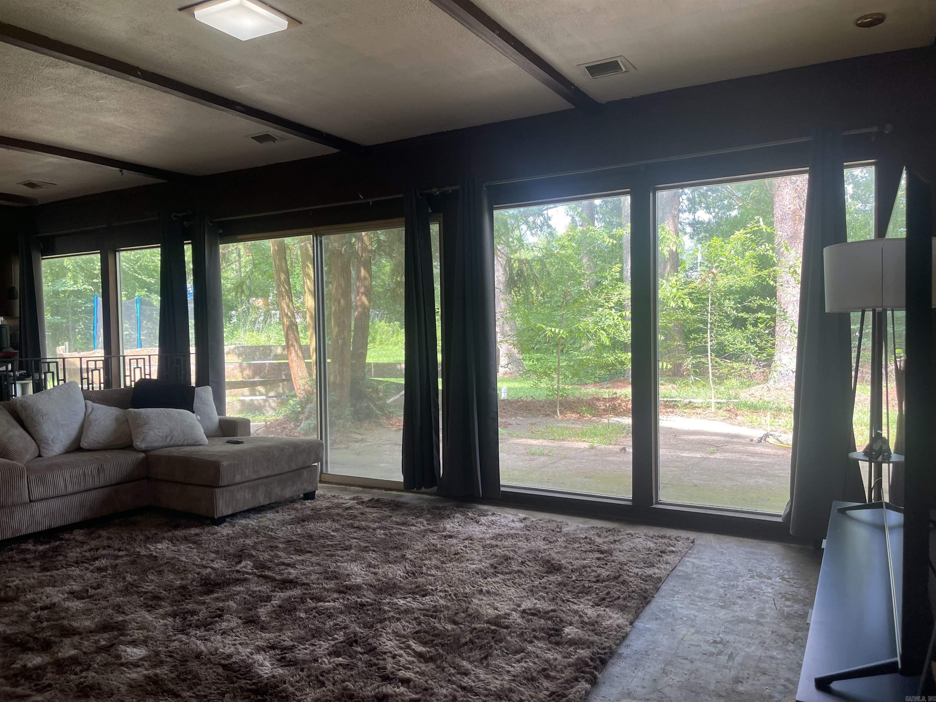 121 S Seventh  De Queen, AR