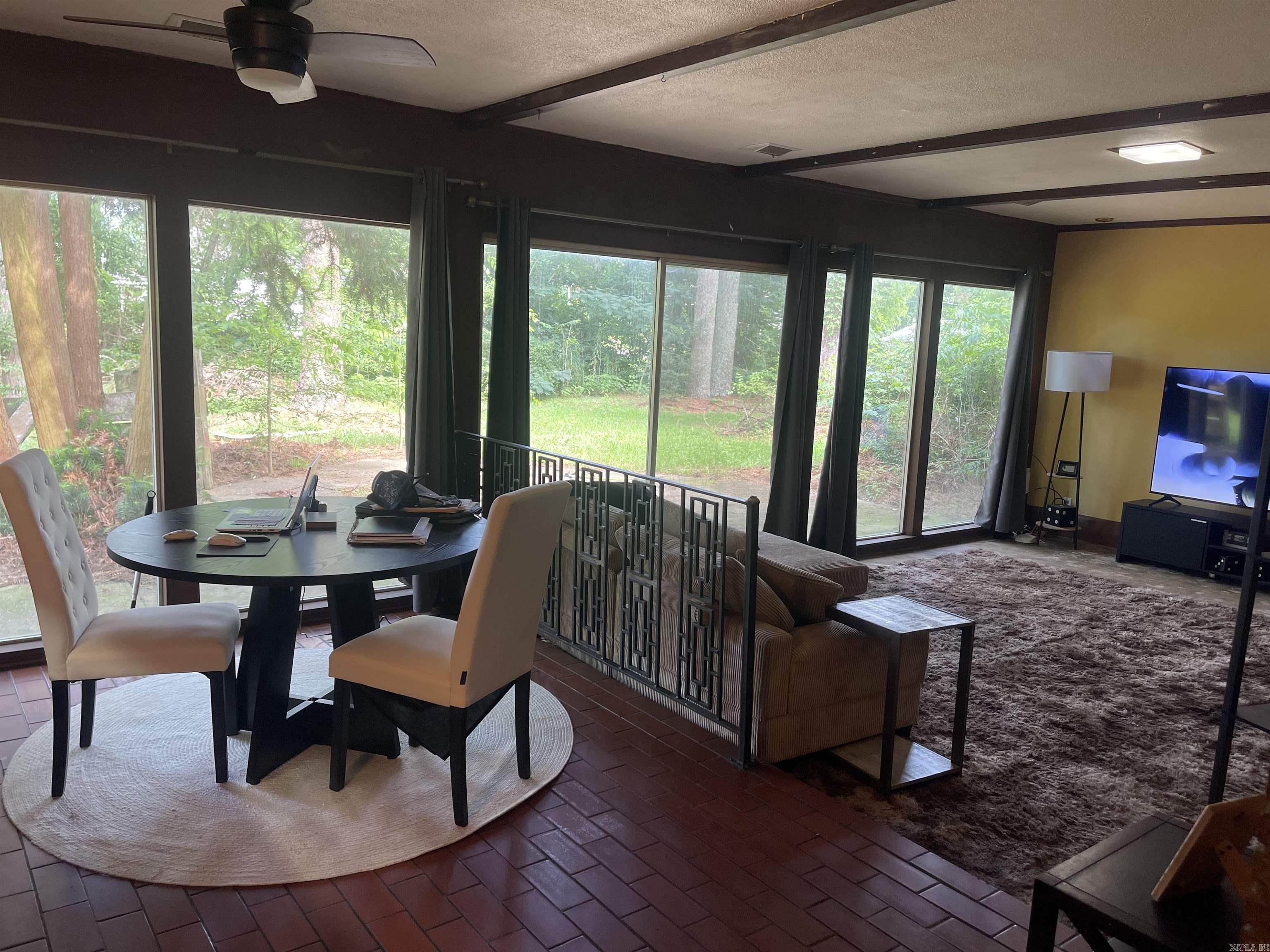 121 S Seventh  De Queen, AR