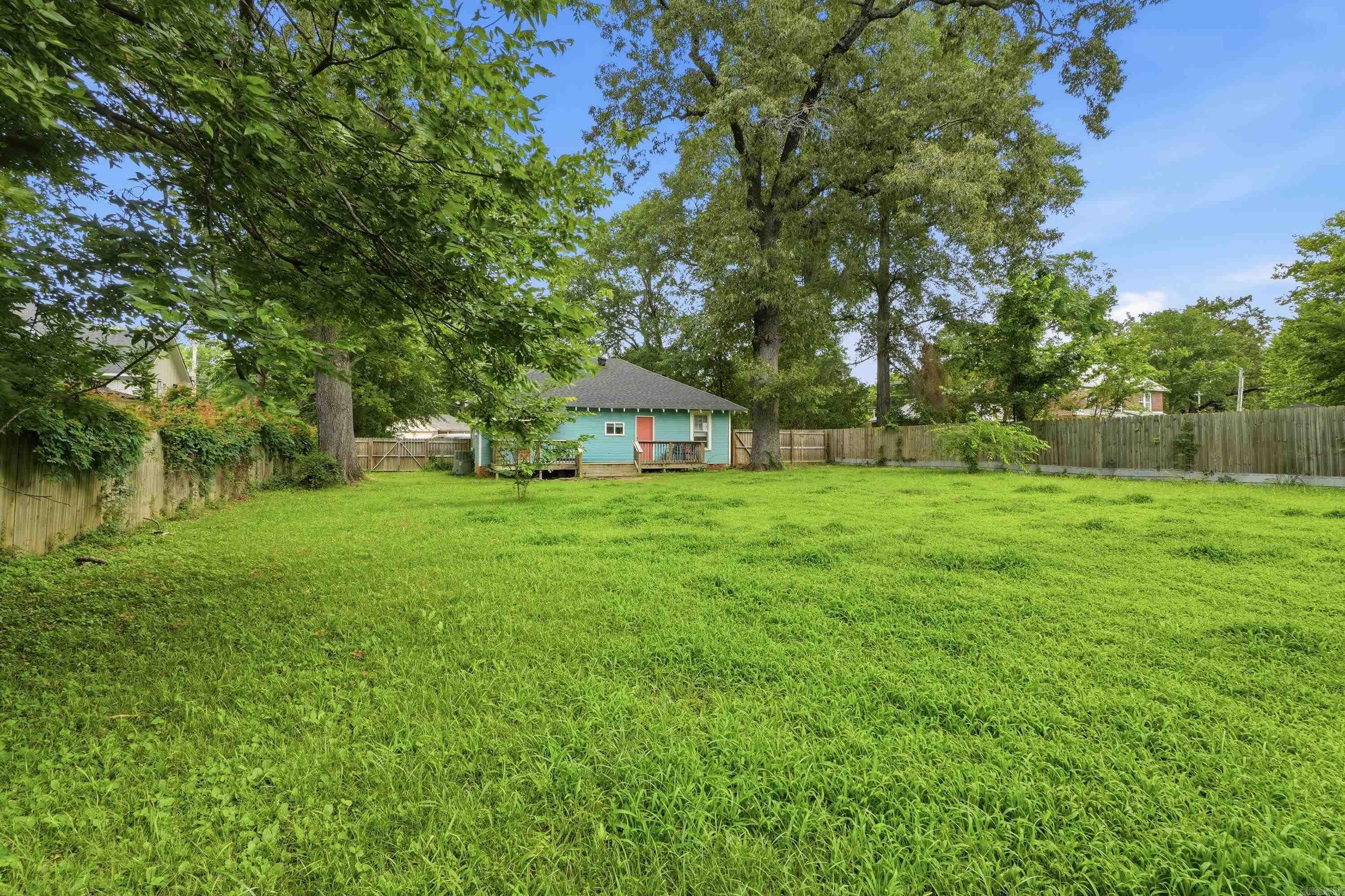 1917 College Avenue Conway, AR 72034