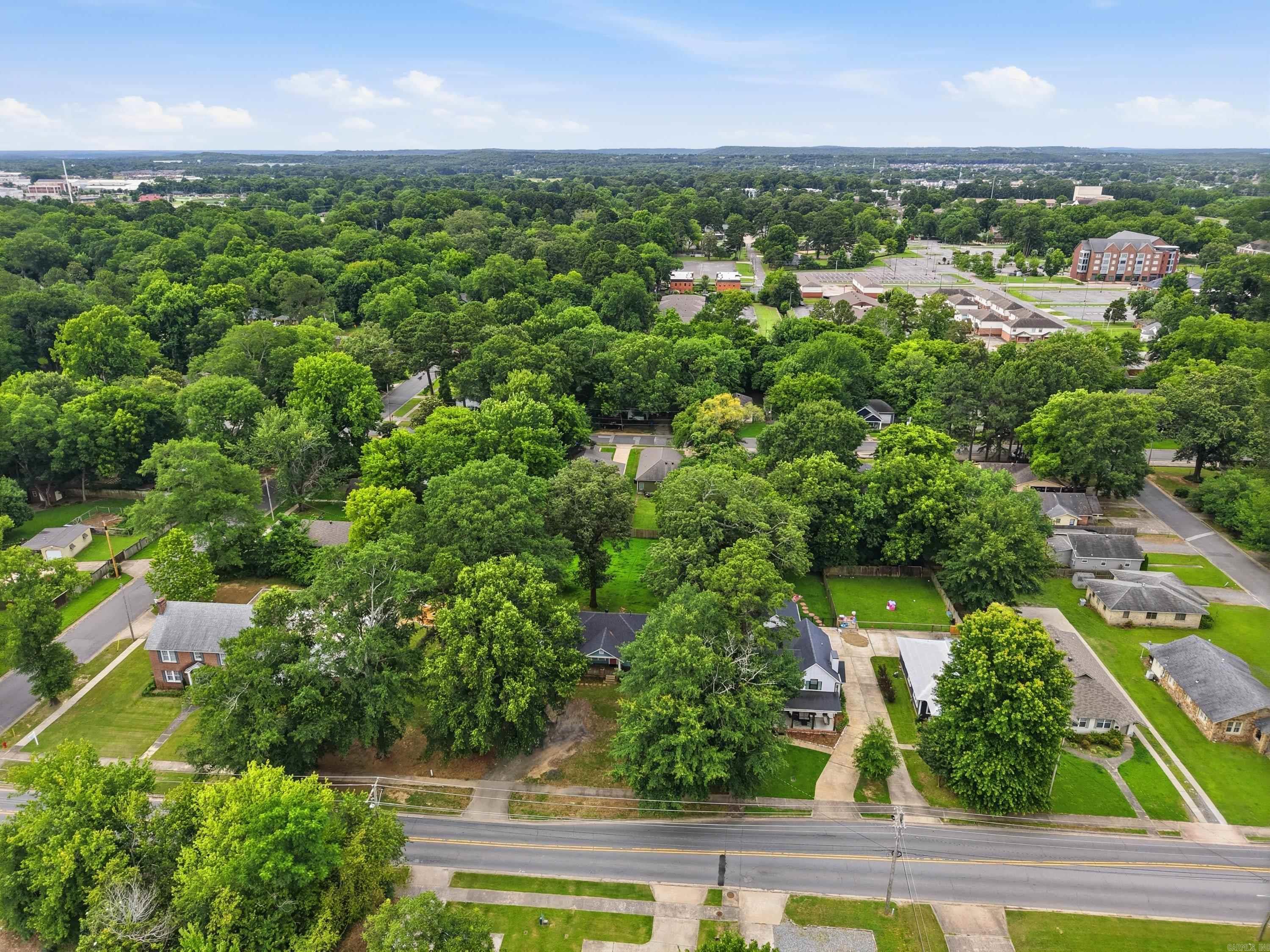 1917 College Avenue Conway, AR 72034
