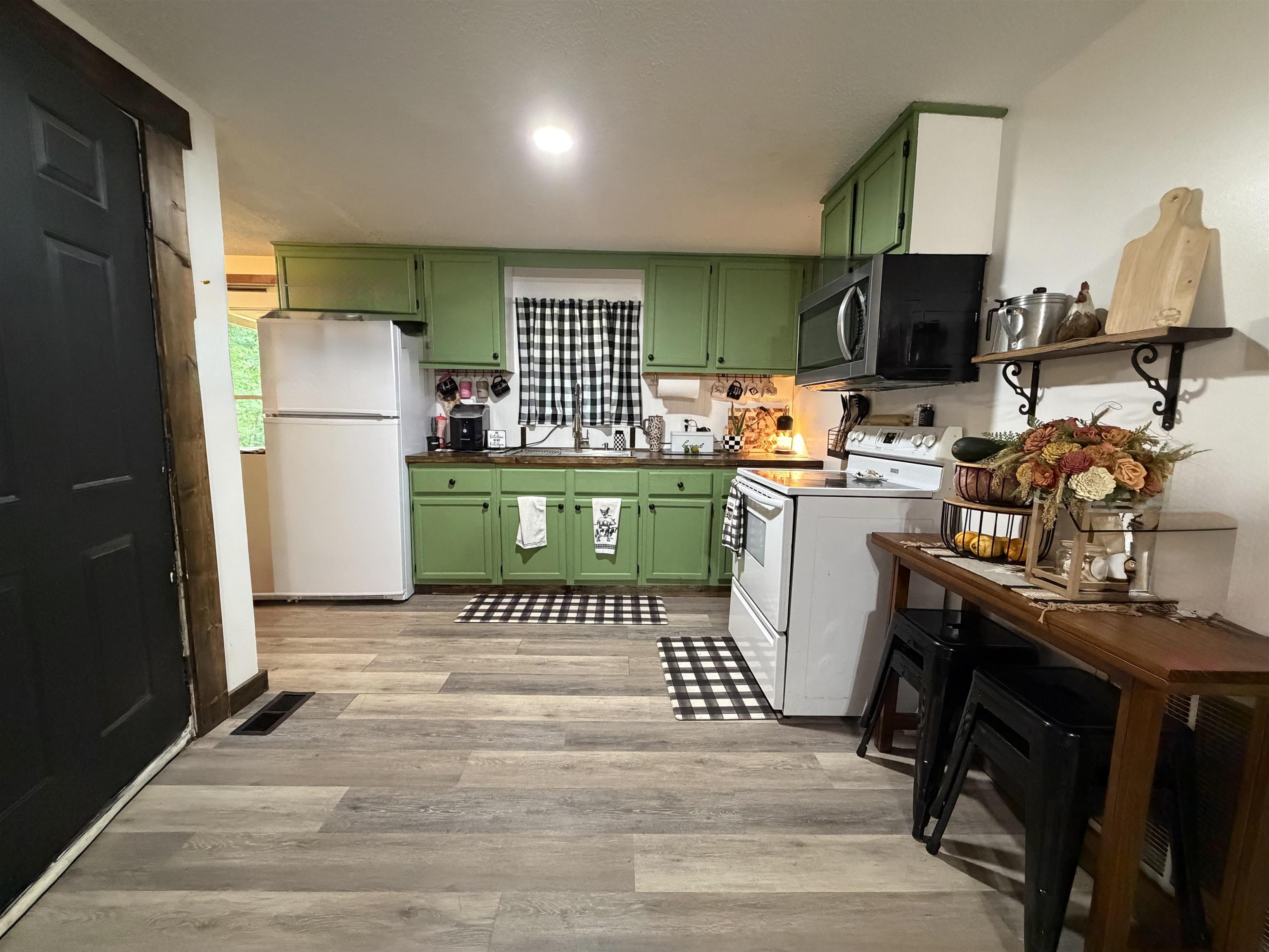 39 Dogwood  Williford, AR