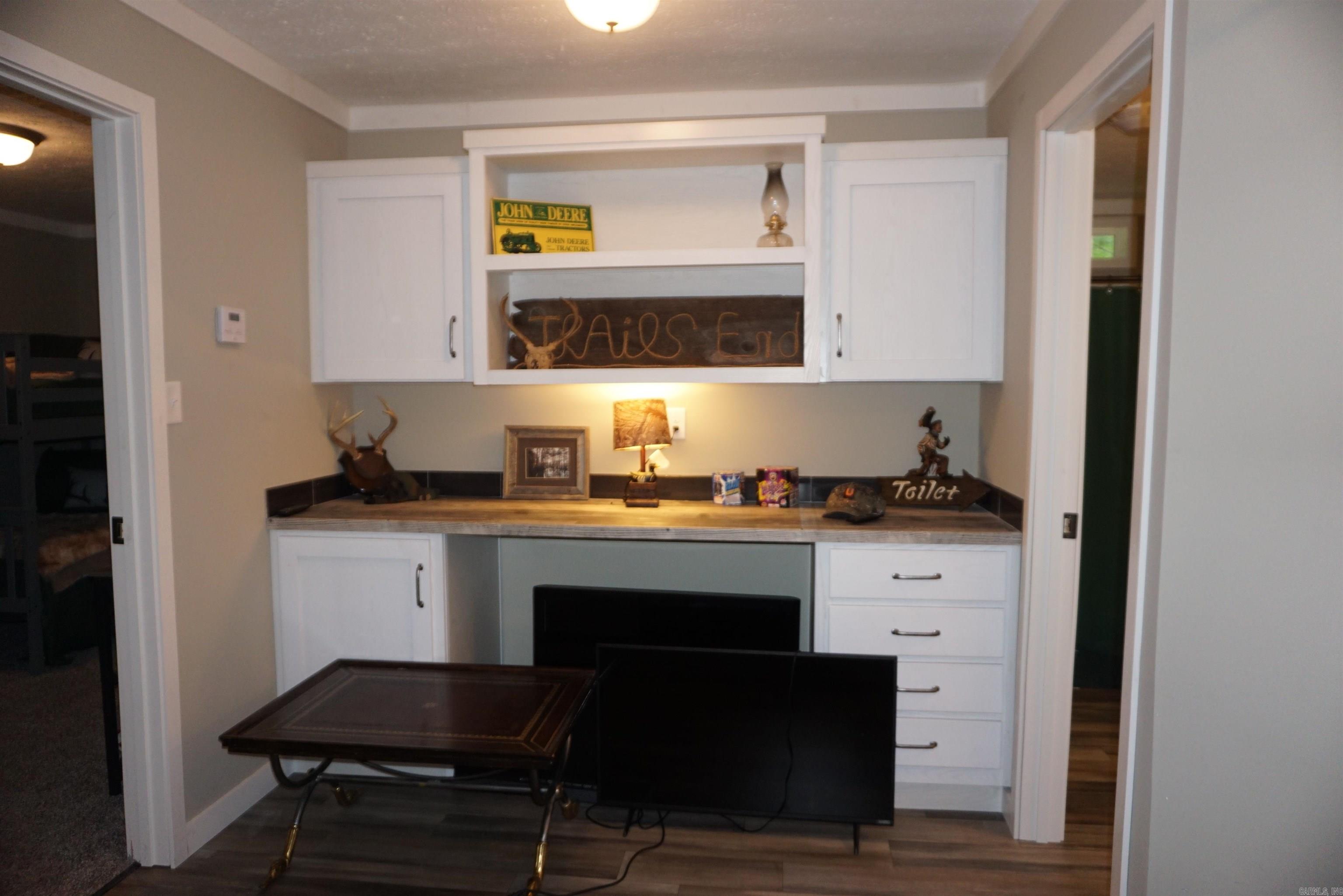 1307 Jones Island  Searcy, AR