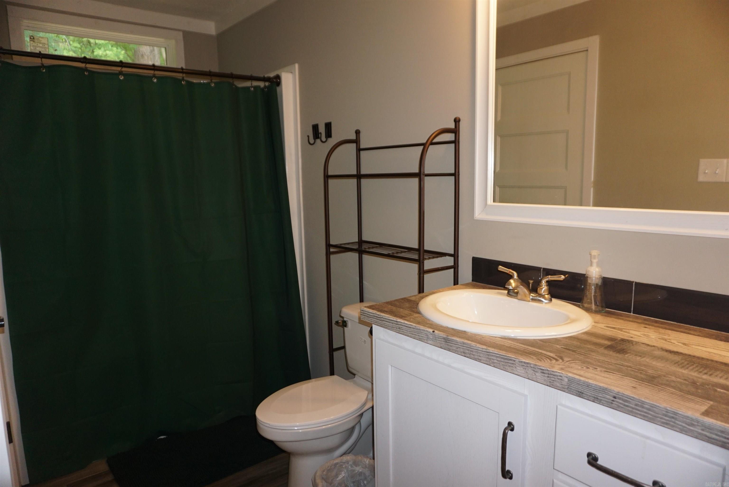 1307 Jones Island  Searcy, AR