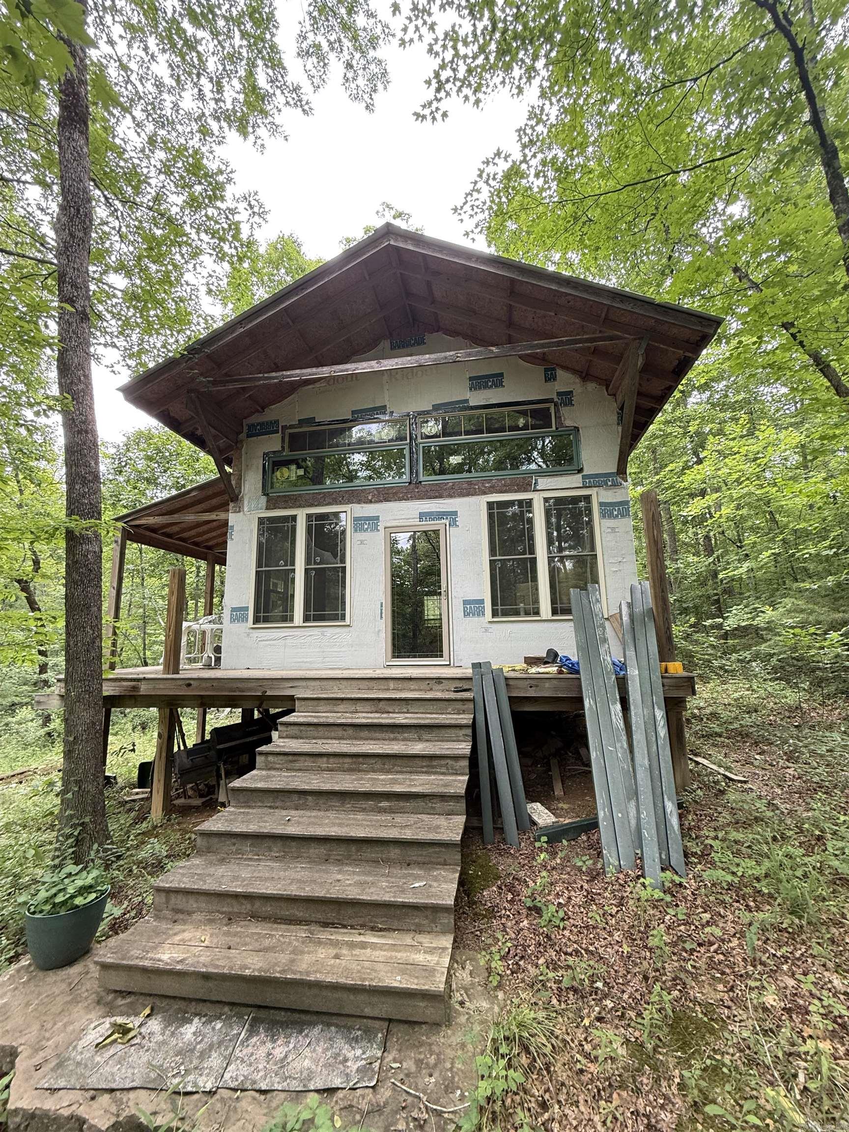 113 Wells Drive  Clinton, AR