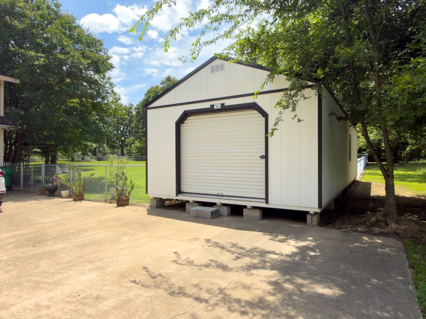15 Wanda  Highland, AR