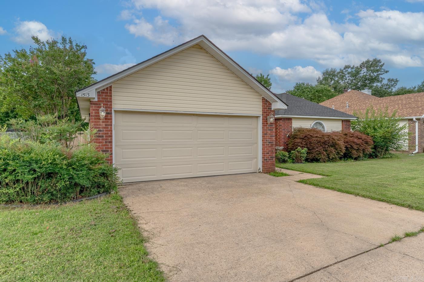 1513 Crepe Myrtle  Jonesboro, AR