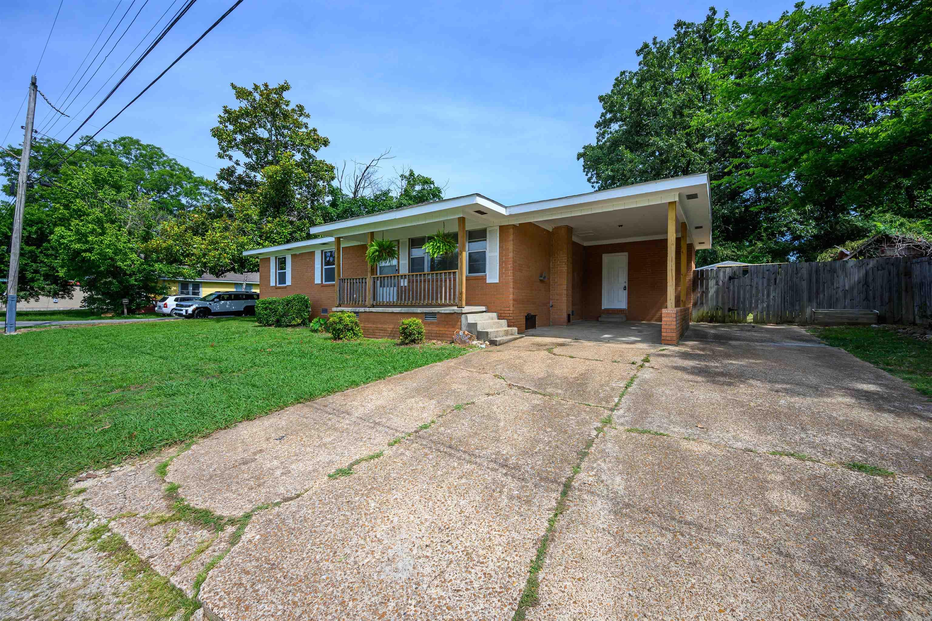 206 Union  Cave City, AR