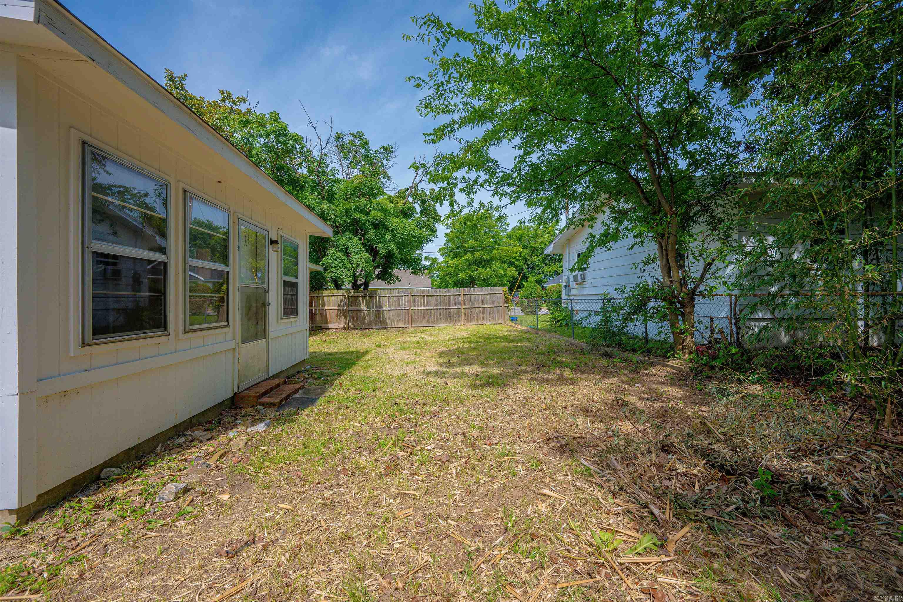 206 Union  Cave City, AR