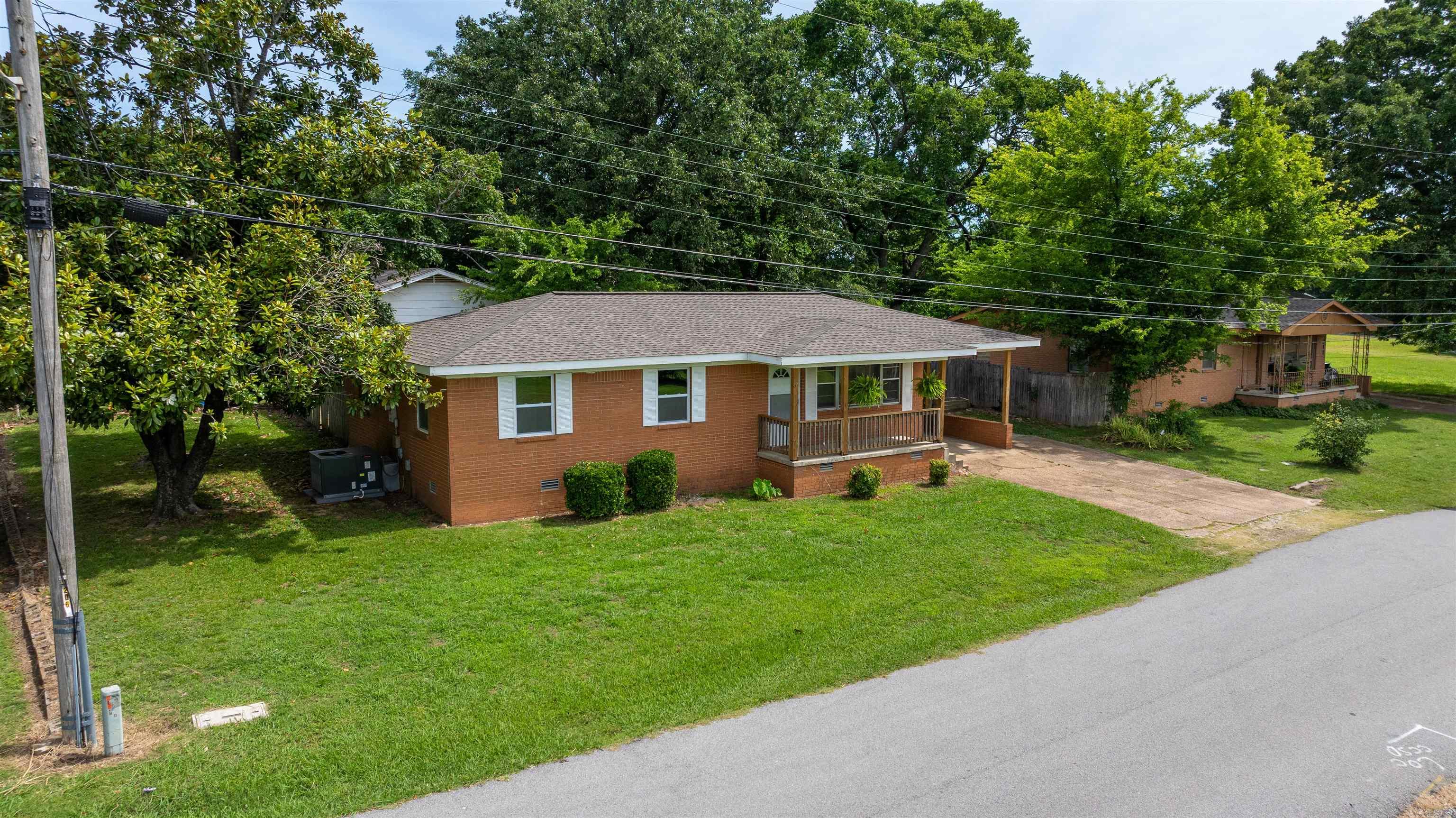 206 Union  Cave City, AR