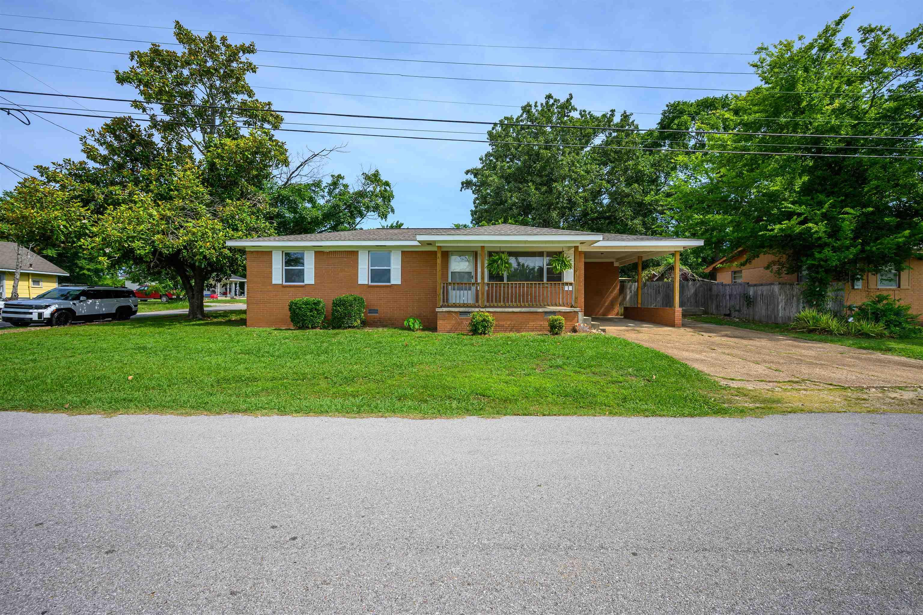 206 Union  Cave City, AR