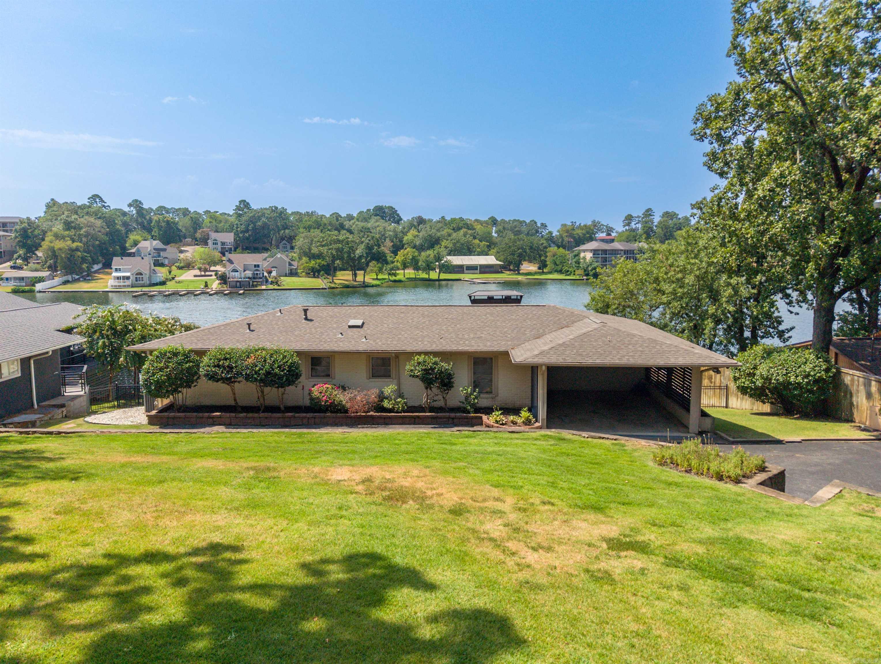 302  Long Island  Hot Springs, AR
