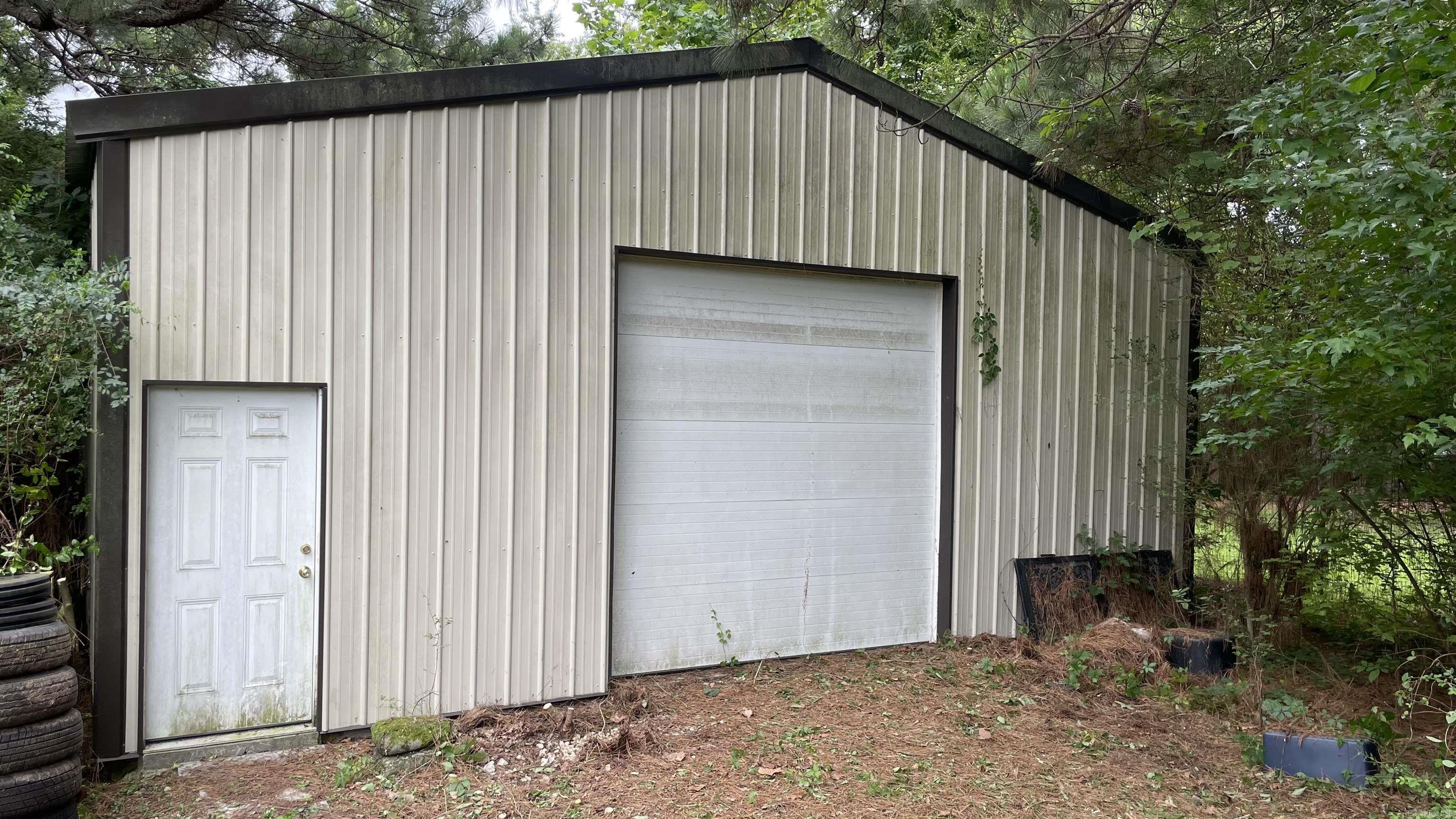 6821 Old Tom Box Jacksonville, AR 72076