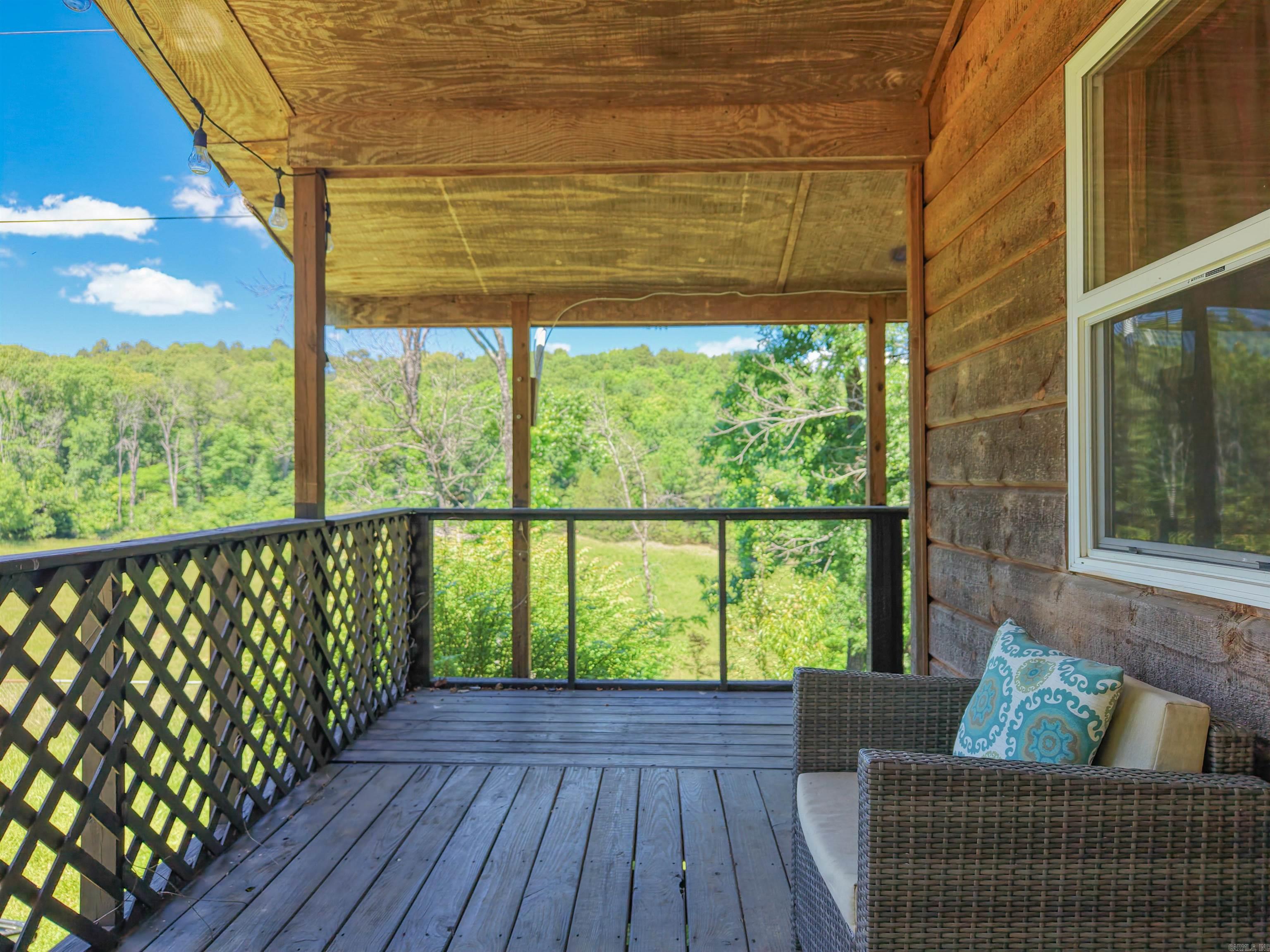 500 Pine Grove Ln  Marshall, AR