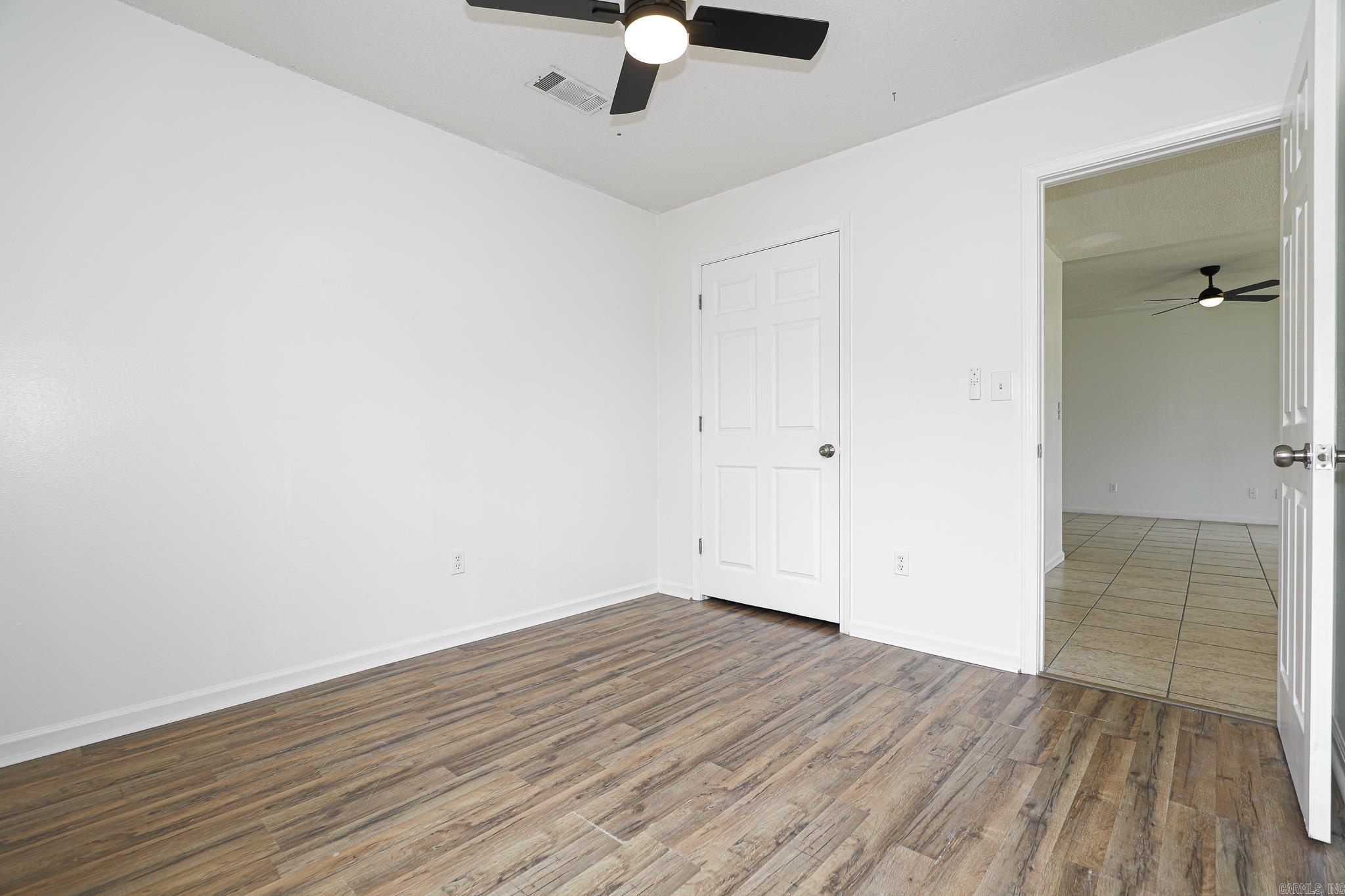 202 Hunters Run Dr  Haskell, AR