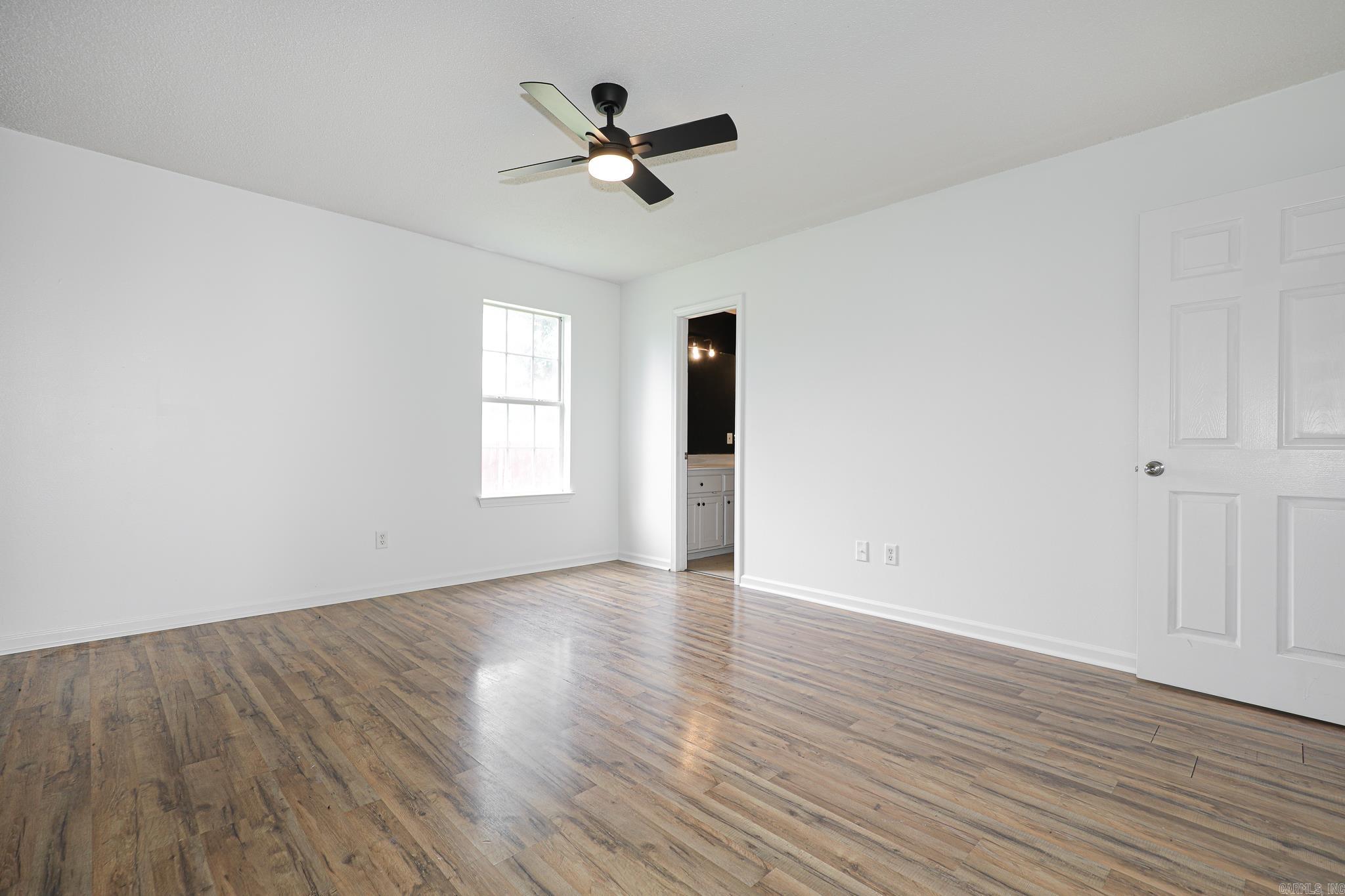 202 Hunters Run Dr  Haskell, AR