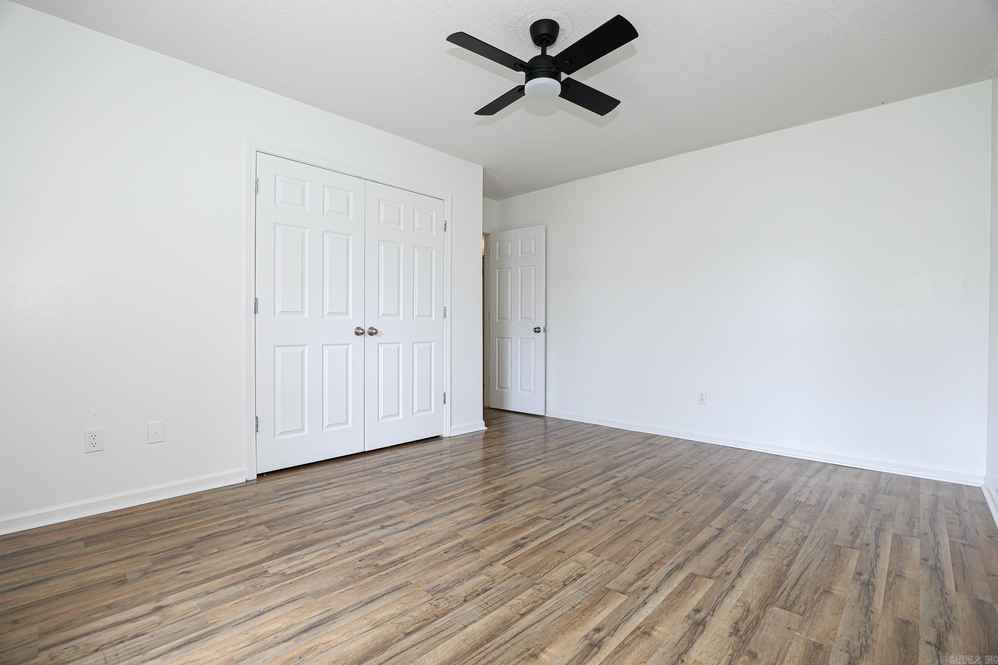 202 Hunters Run Dr  Haskell, AR