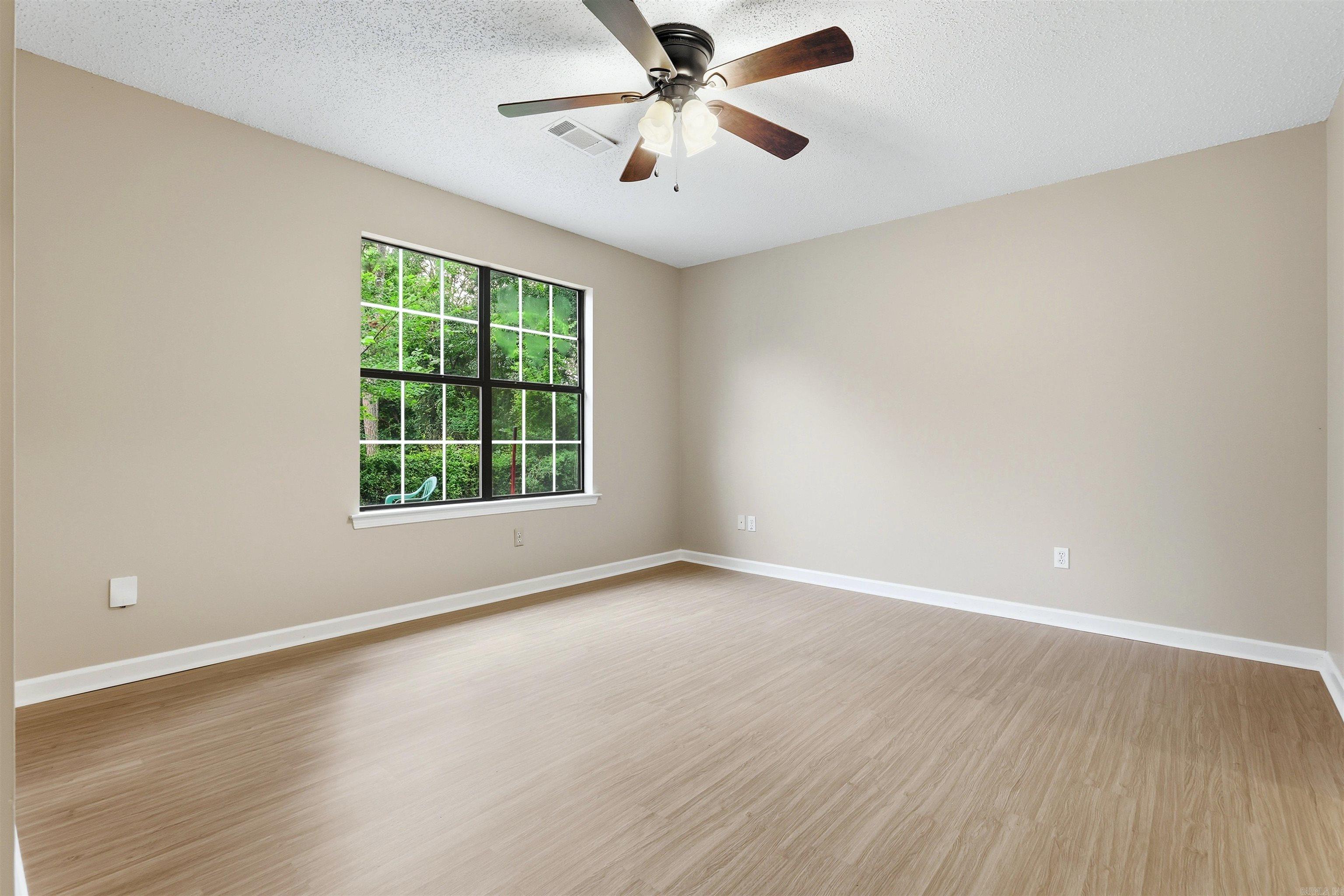 14 Newcomb  Little Rock, AR