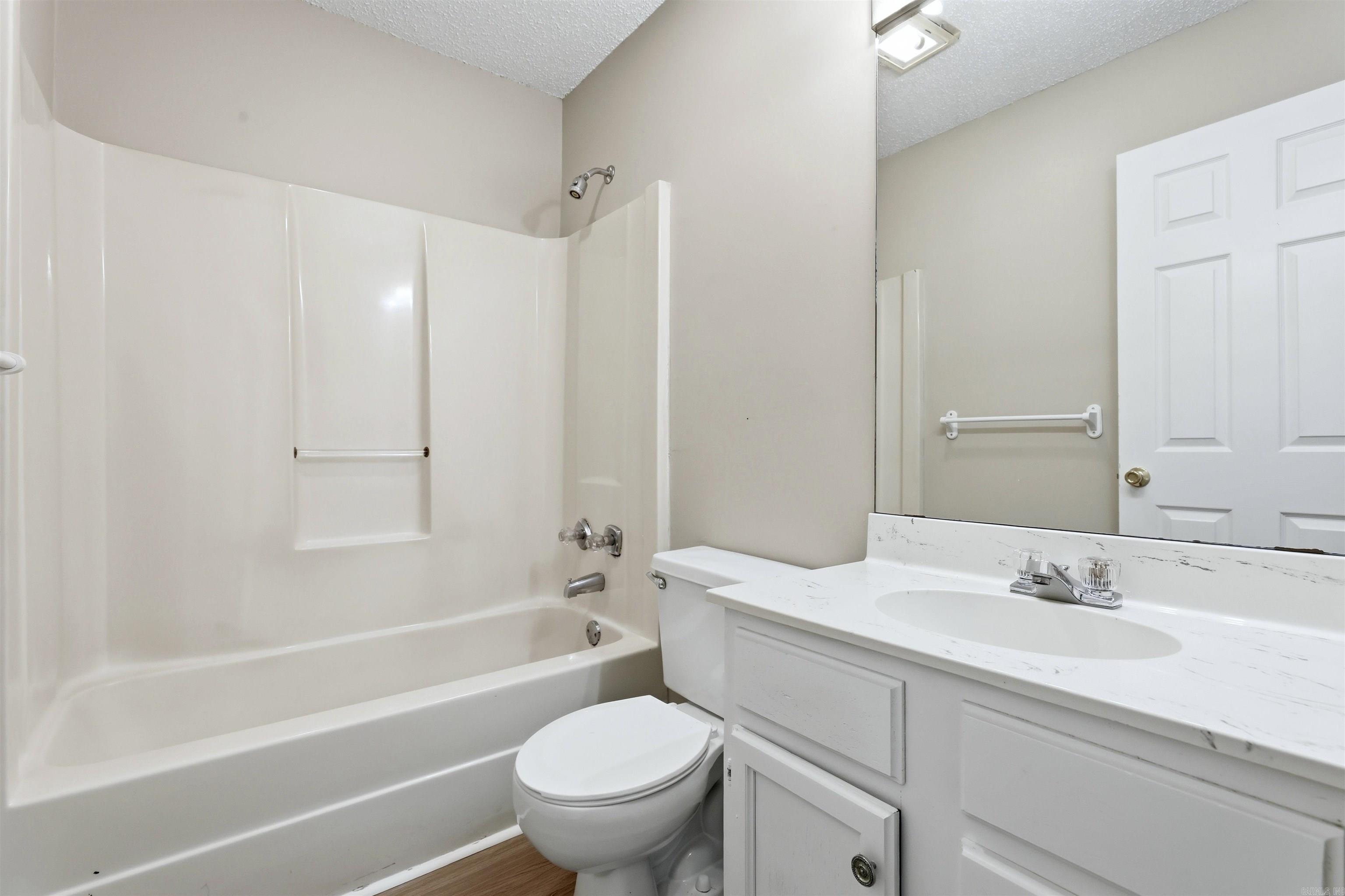 14 Newcomb  Little Rock, AR