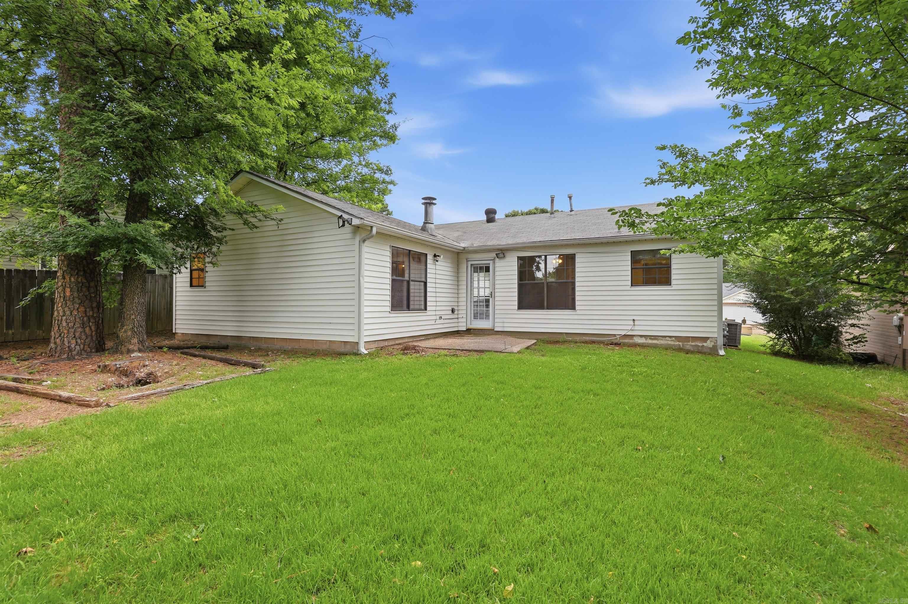 14 Newcomb  Little Rock, AR