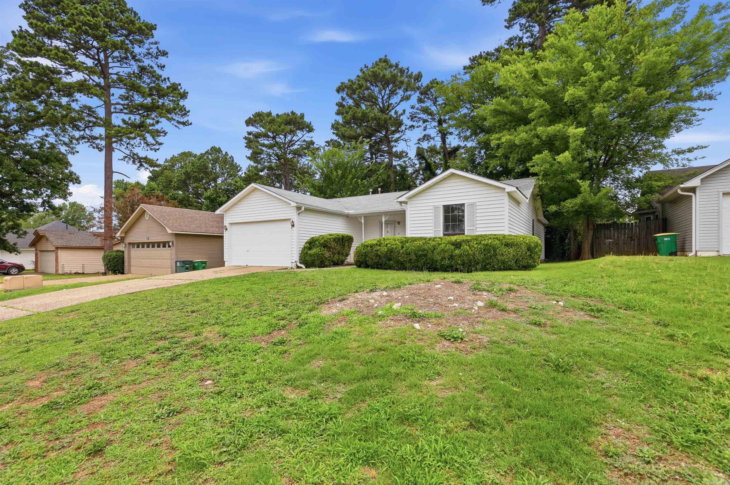 14 Newcomb  Little Rock, AR