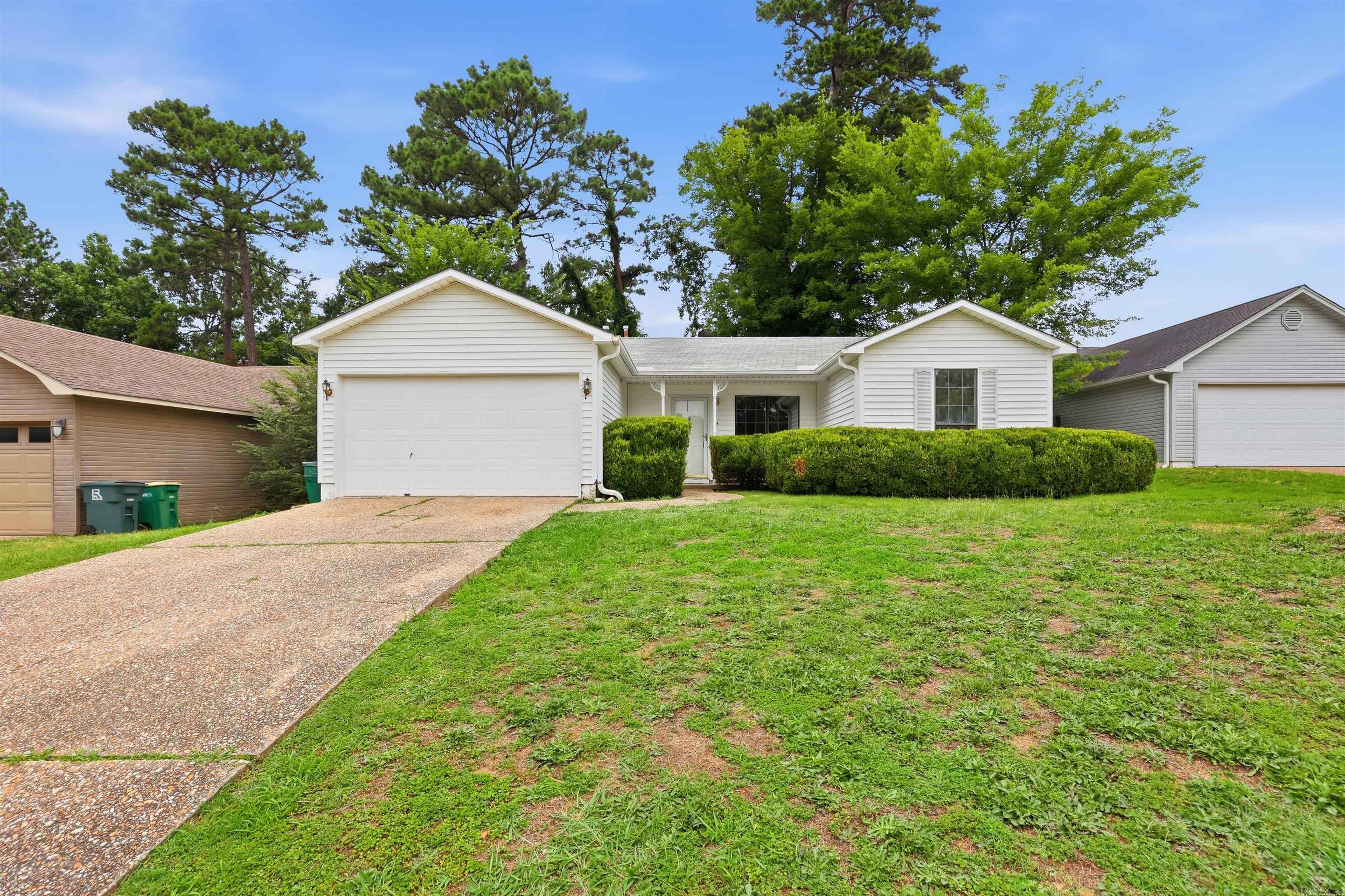 14 Newcomb  Little Rock, AR