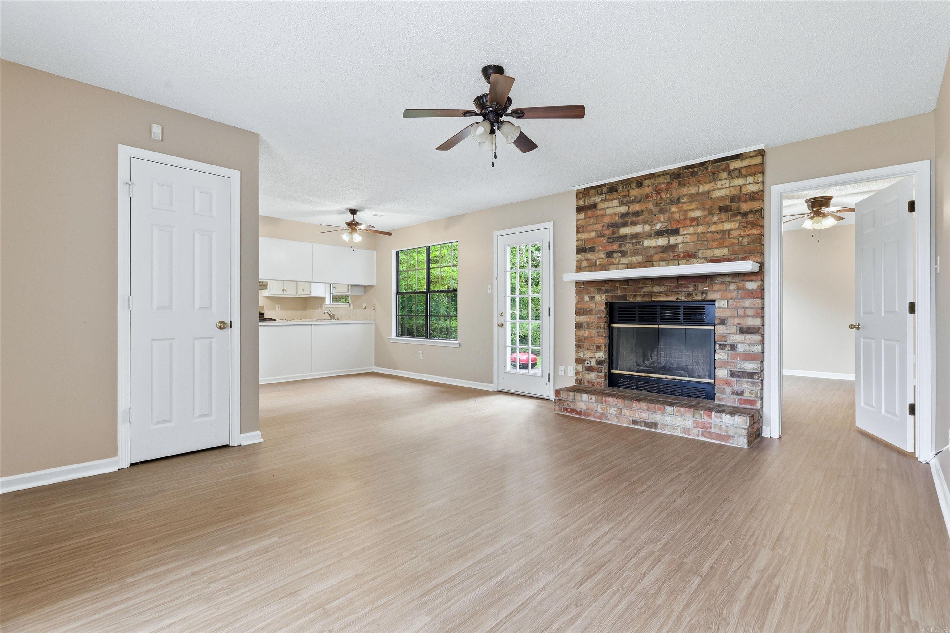 14 Newcomb  Little Rock, AR