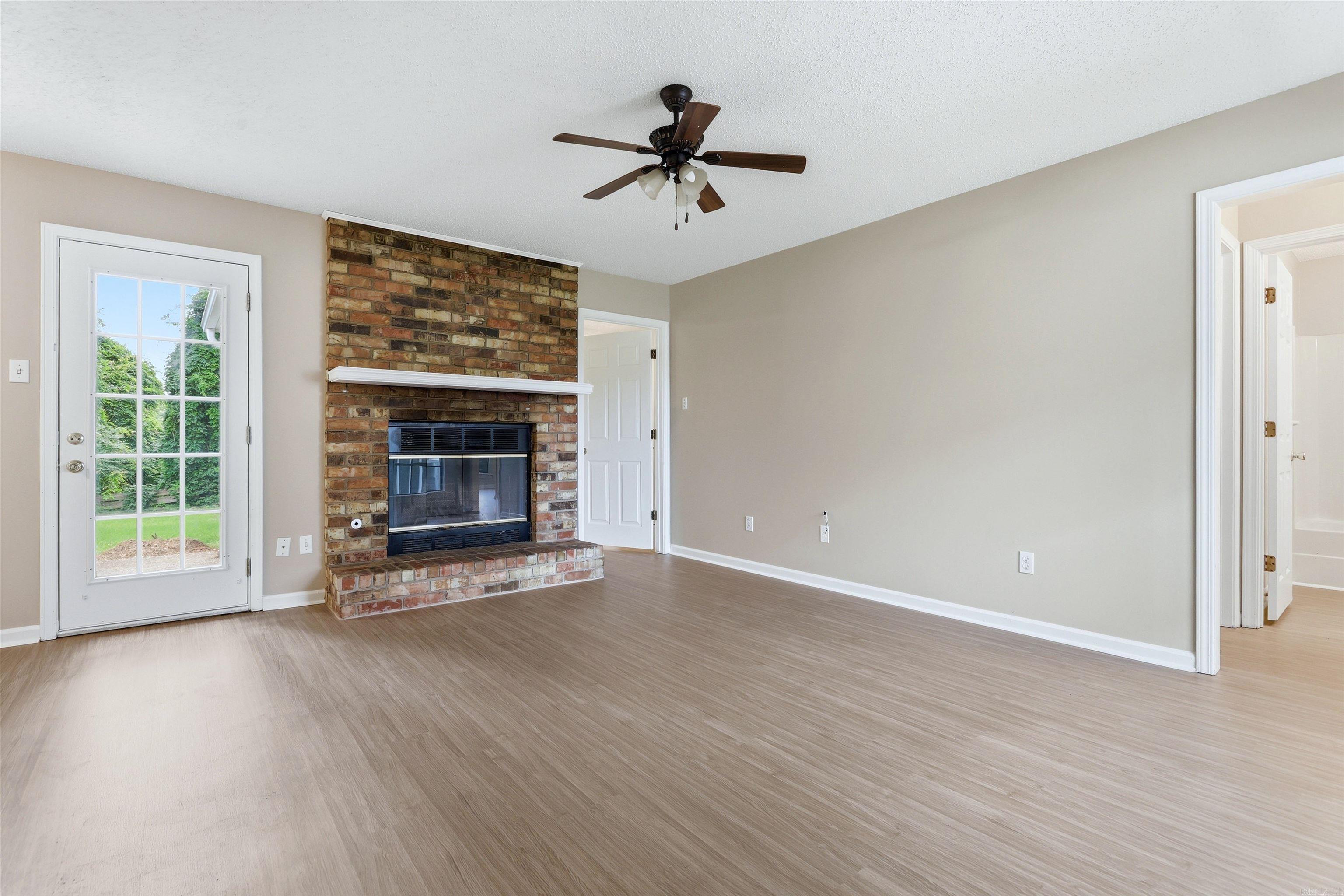 14 Newcomb  Little Rock, AR
