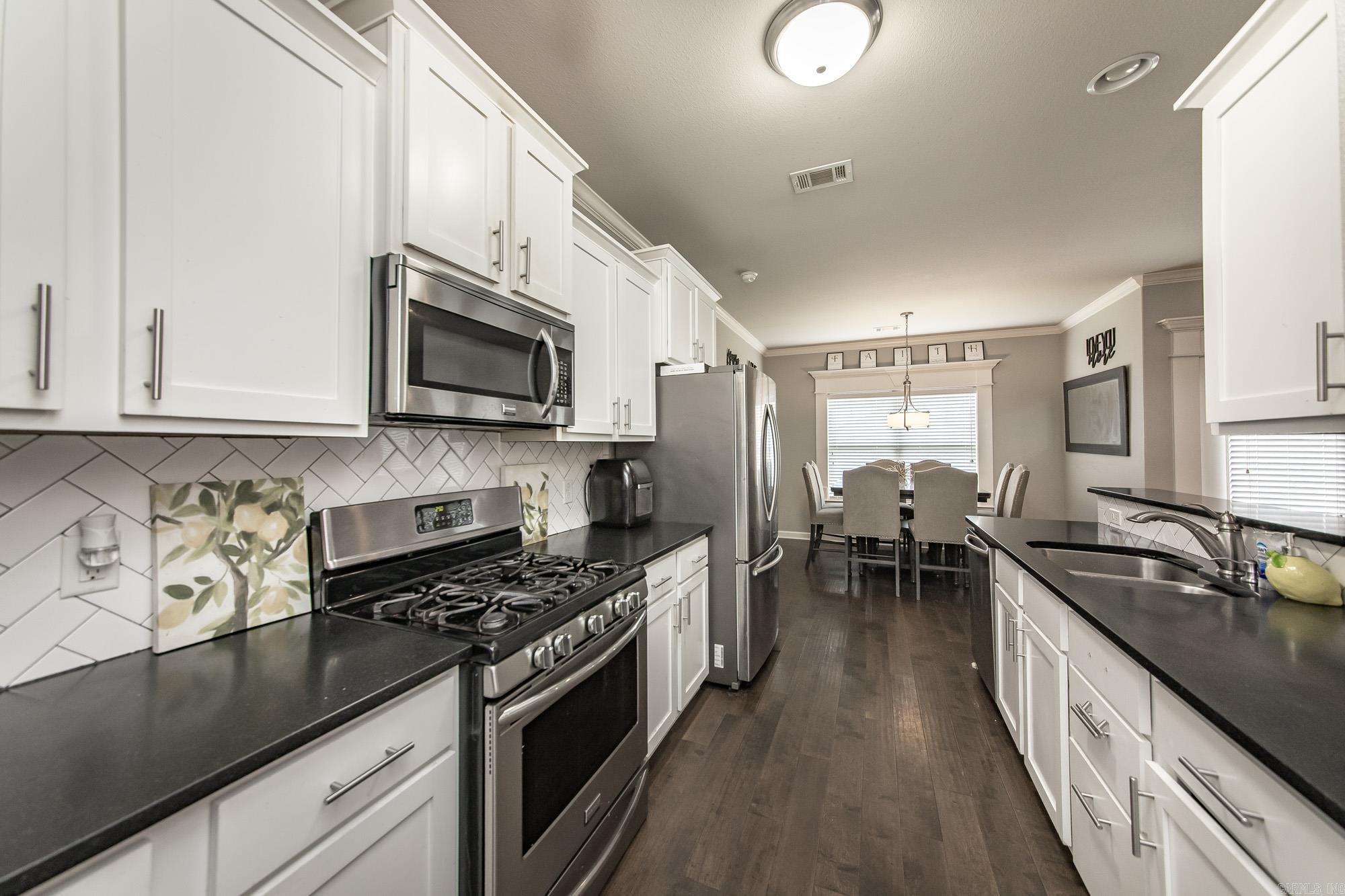 8917 Meadow Gardens  Sherwood, AR