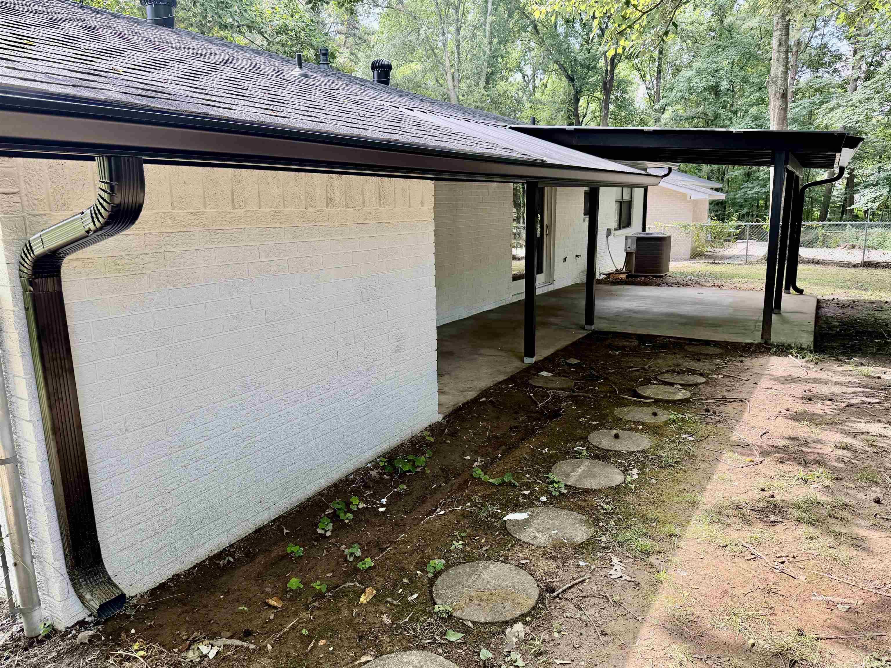 100 WISTERIA  Hot Springs, AR