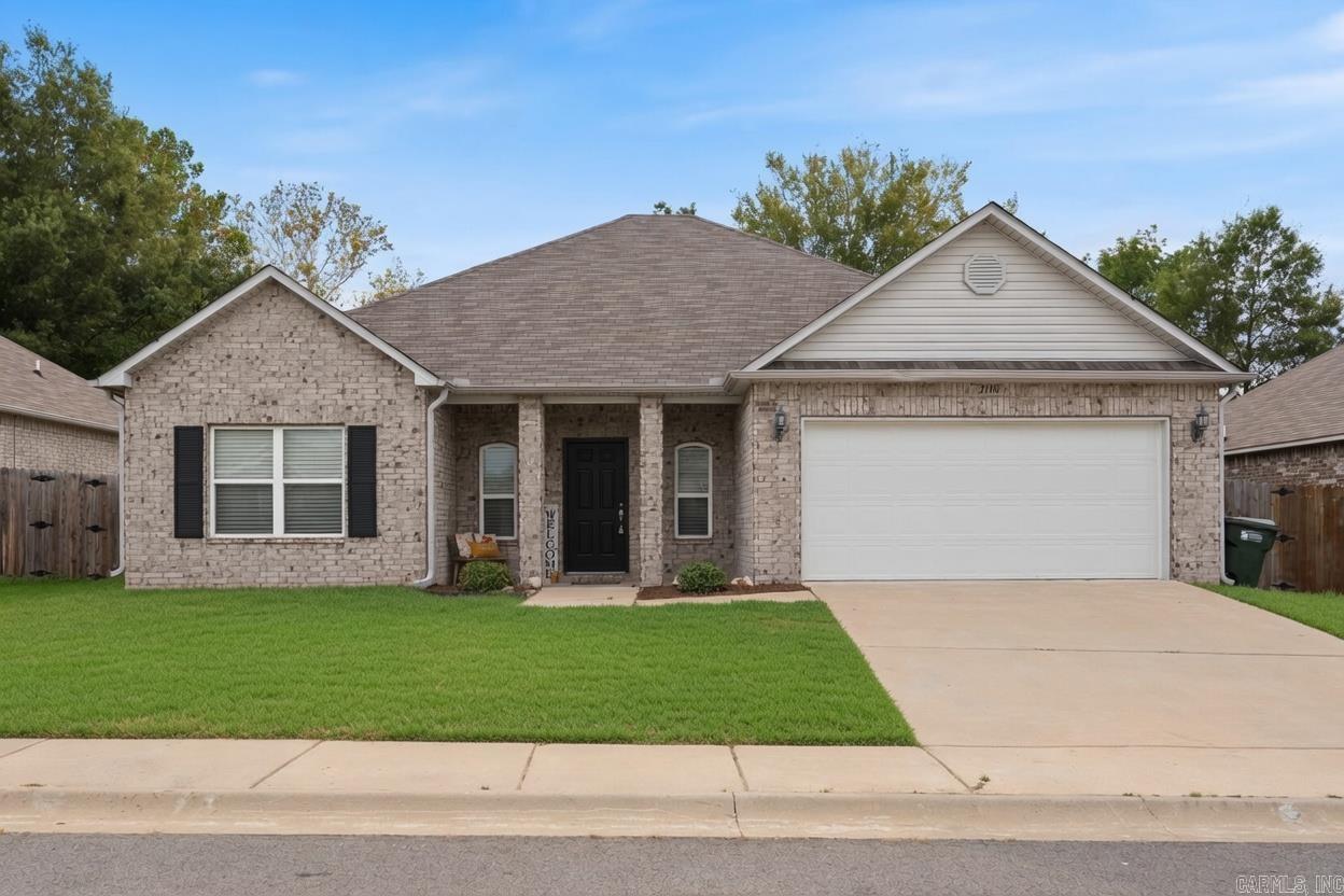 2100 Mary Alice  Conway, AR