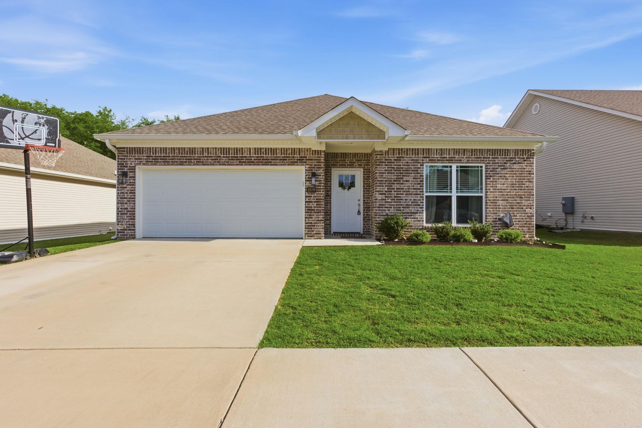 3519 Village Walk Drive  Bryant, AR