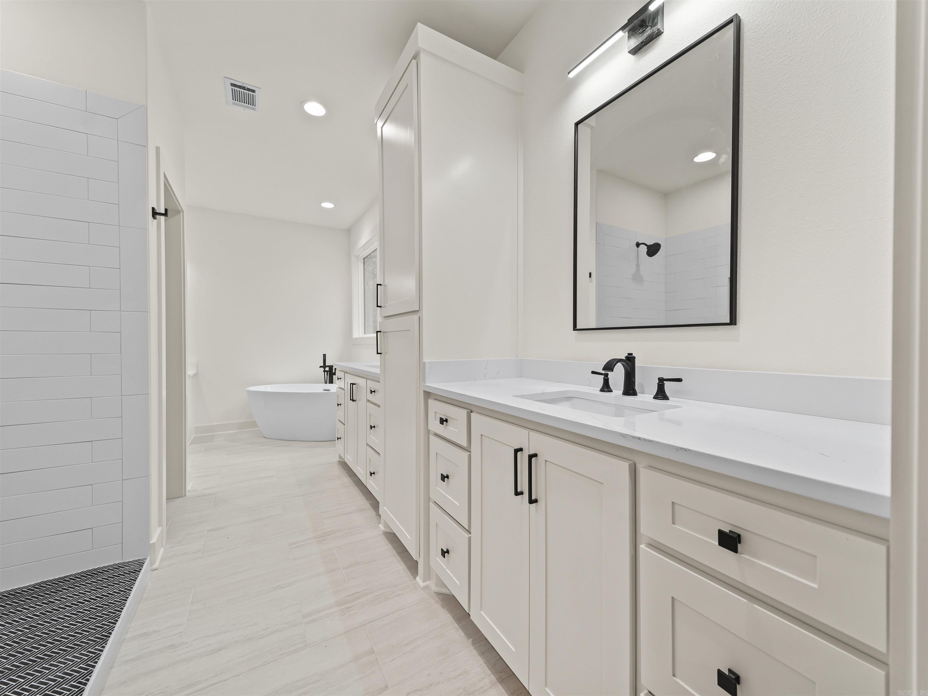21 Alava  Hot Springs Village, AR