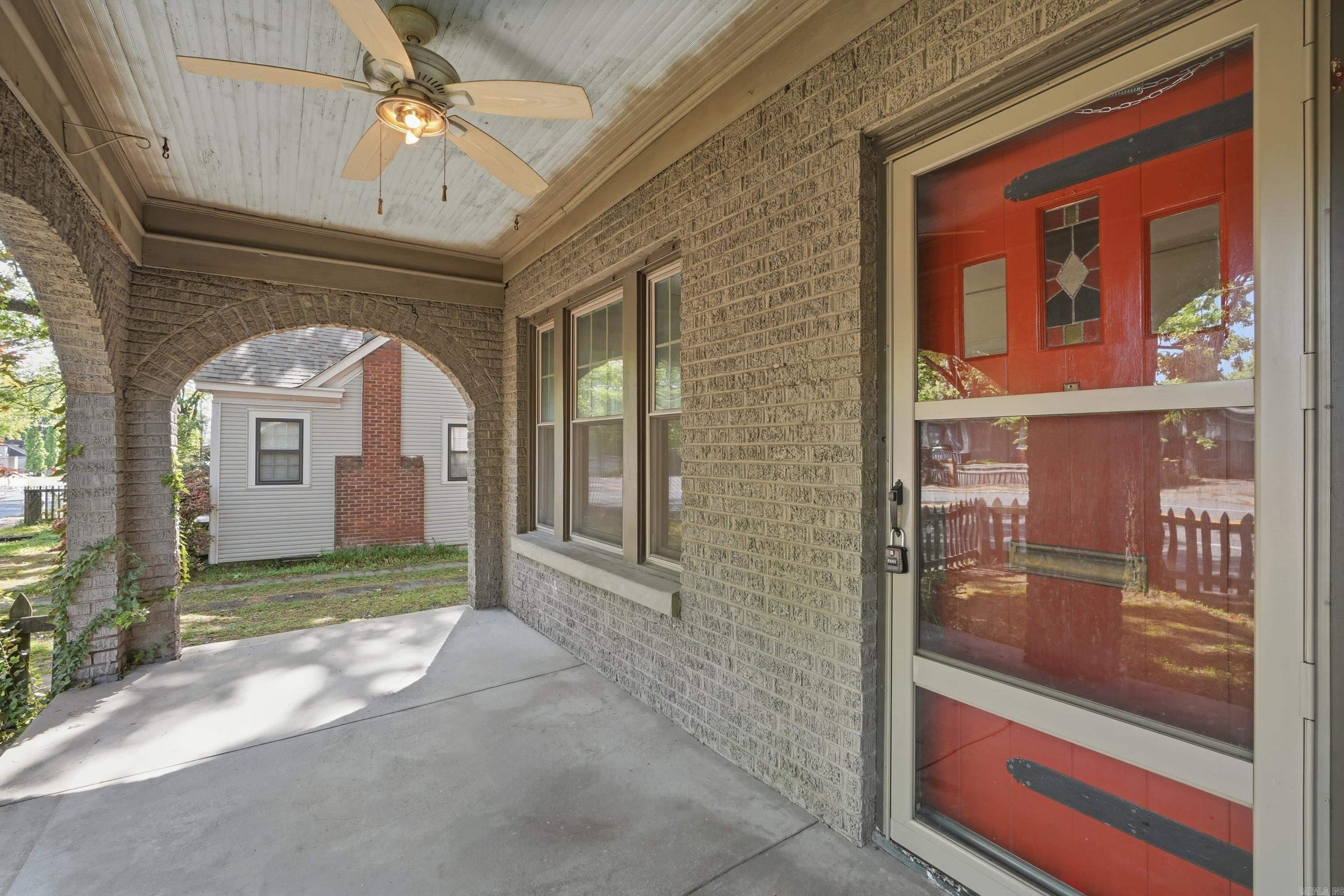 5117 Cantrell  Little Rock, AR