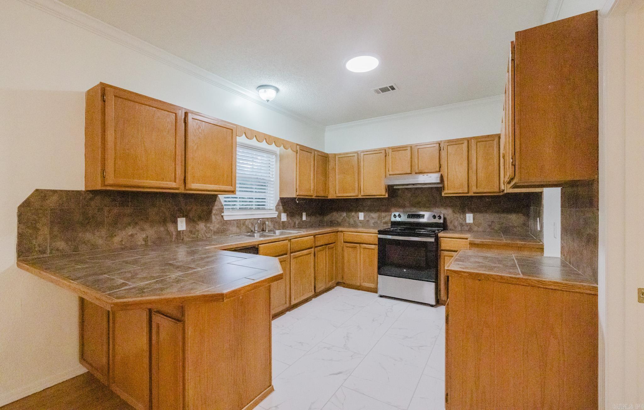 1713 Durwood St  Benton, AR