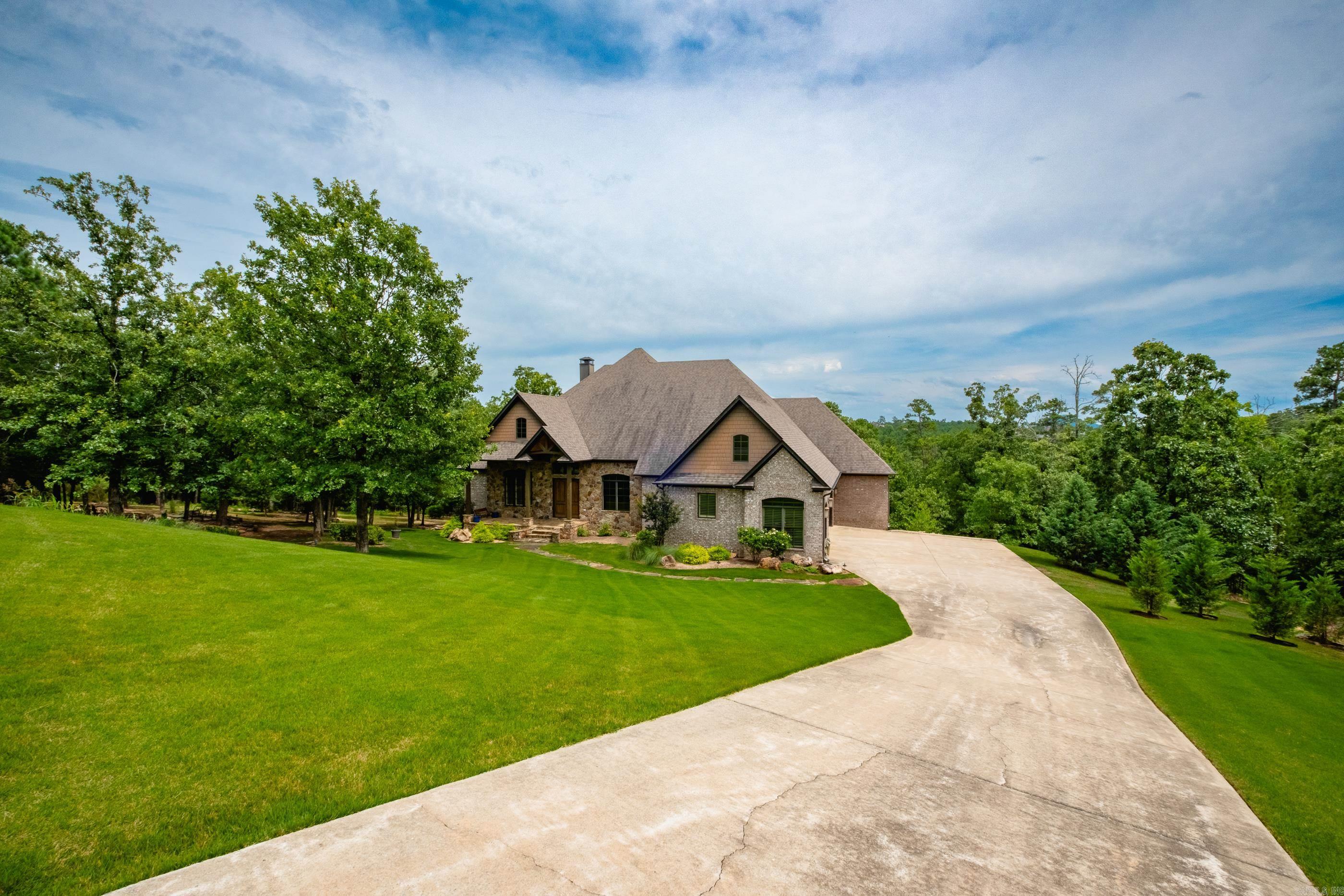 21201 Valley View  Roland, AR