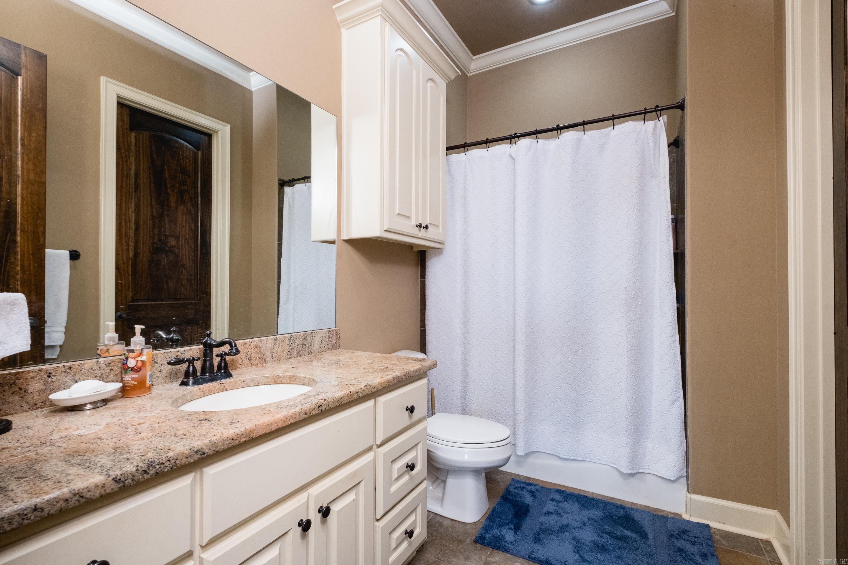 21201 Valley View  Roland, AR