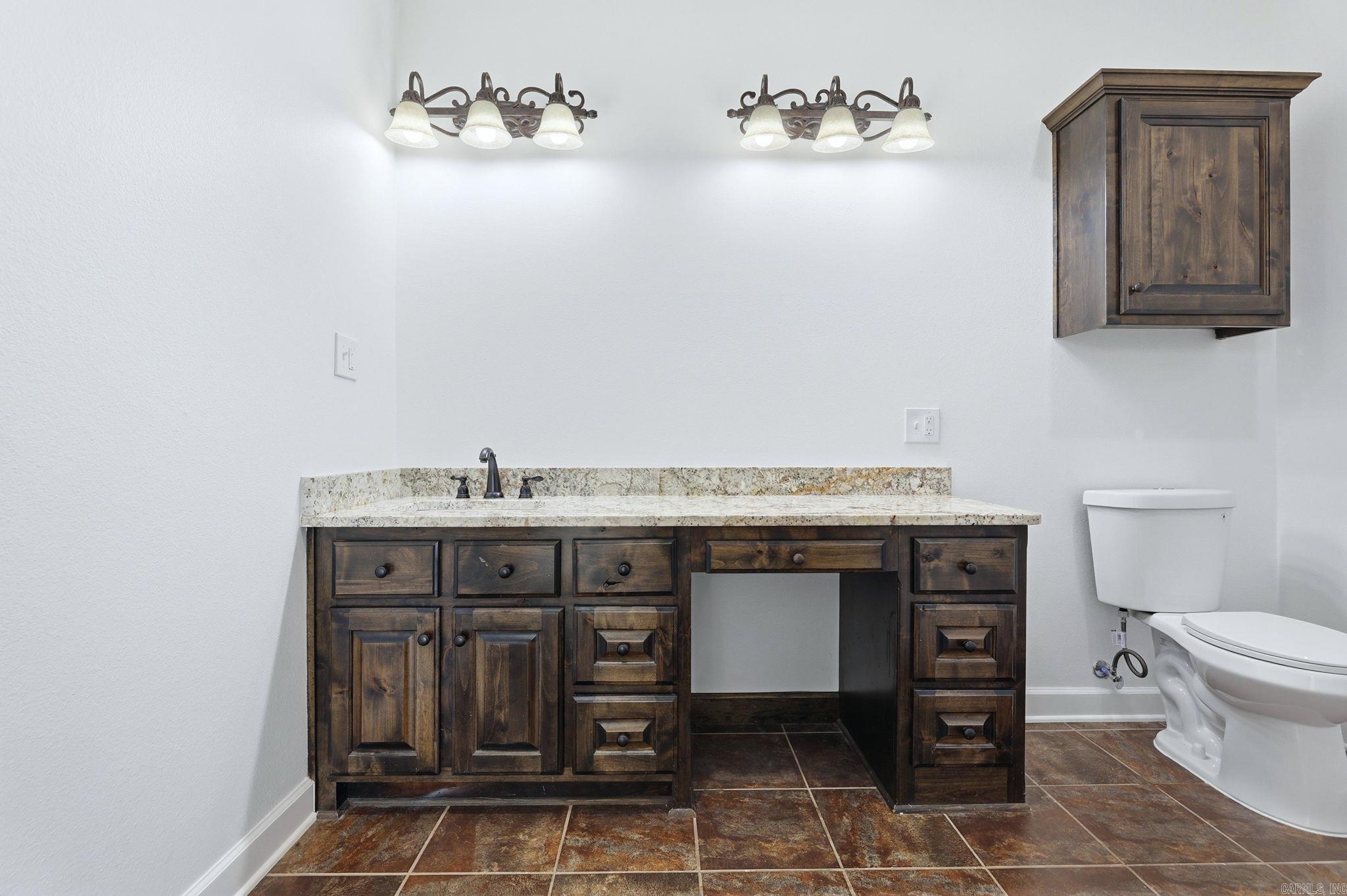 307 Copperas Springs Rd.  McRae, AR
