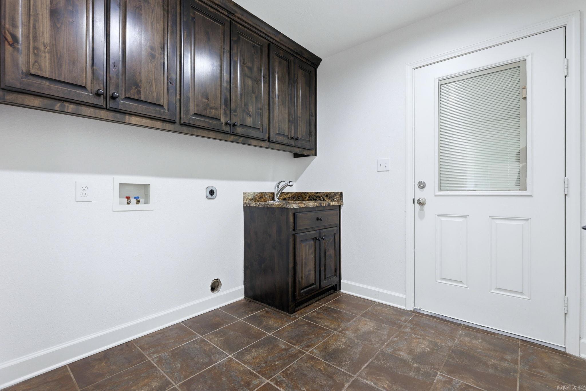 307 Copperas Springs Rd.  McRae, AR